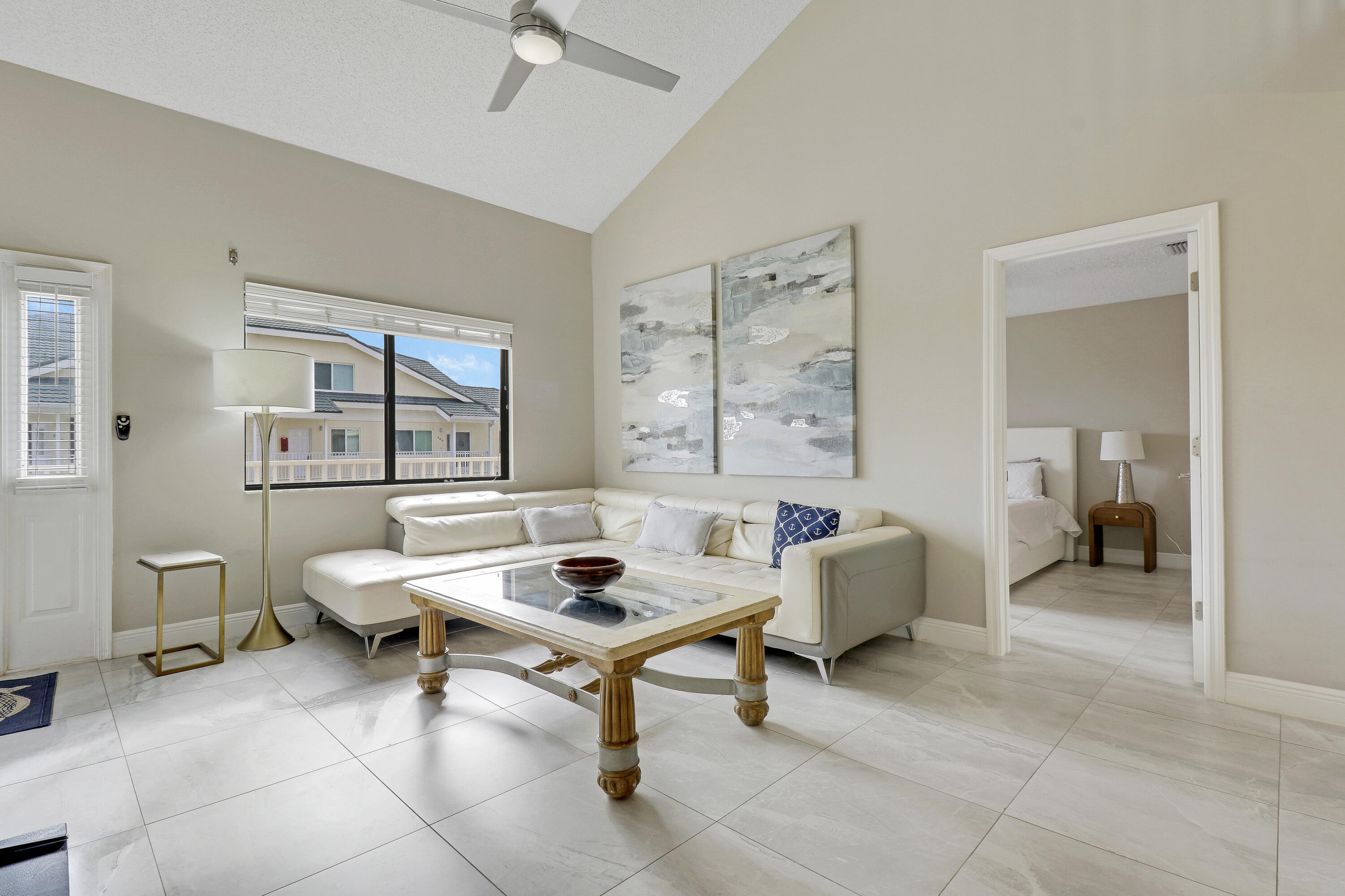 360 Bella Vista Court N 60