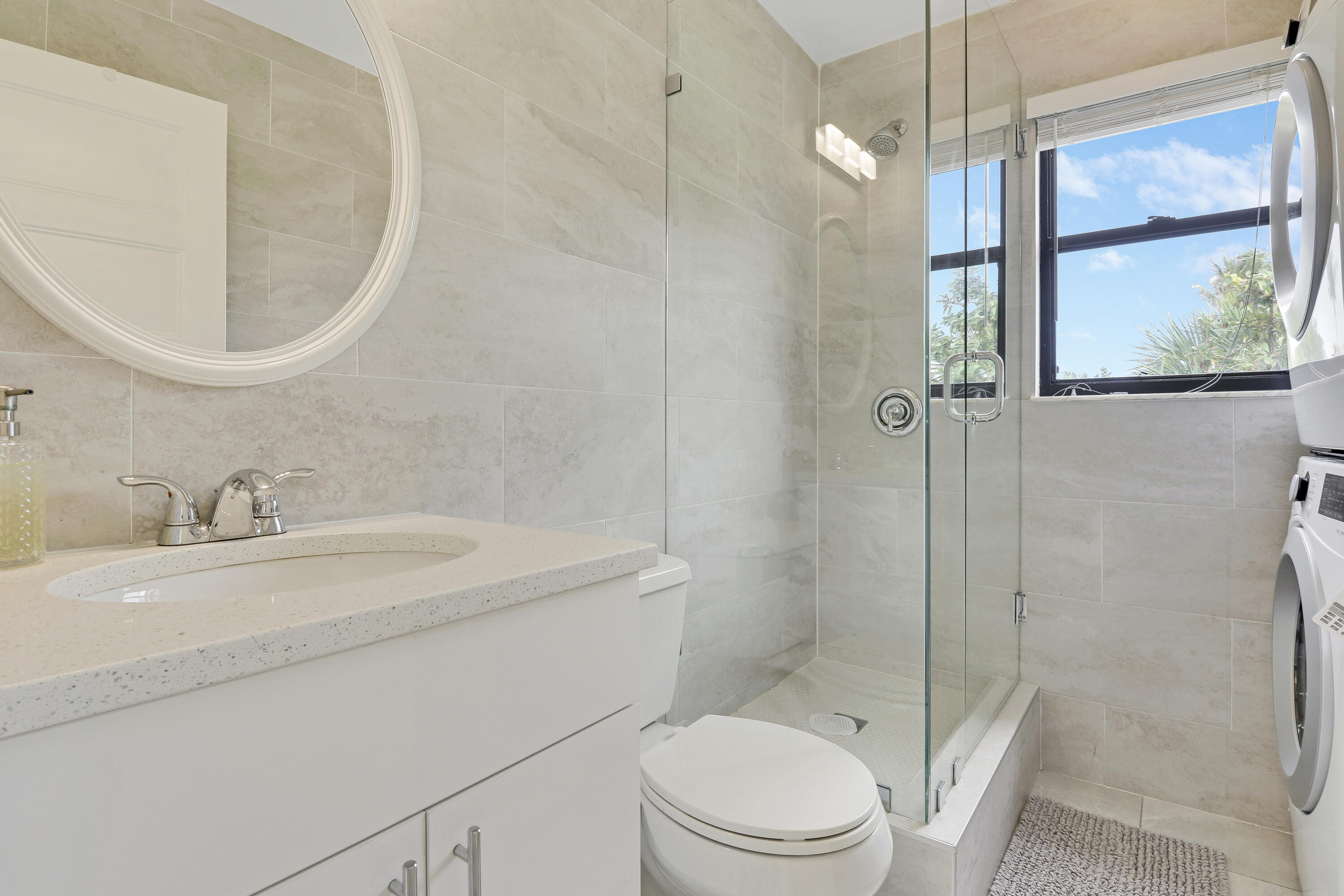 360 Bella Vista Court N 60