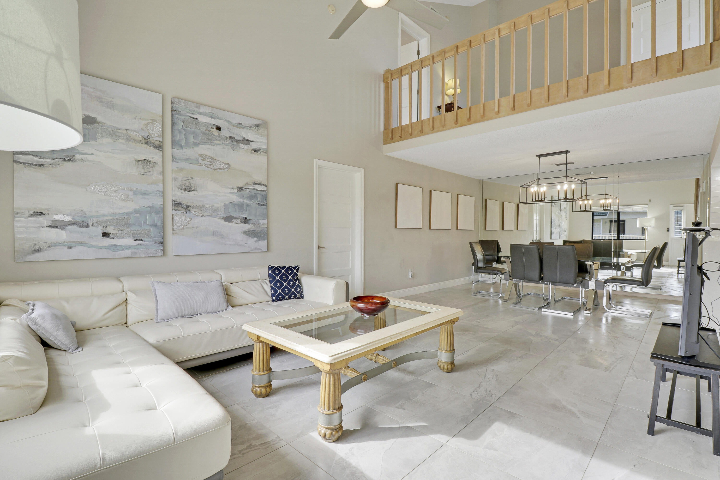 360 Bella Vista Court N 60