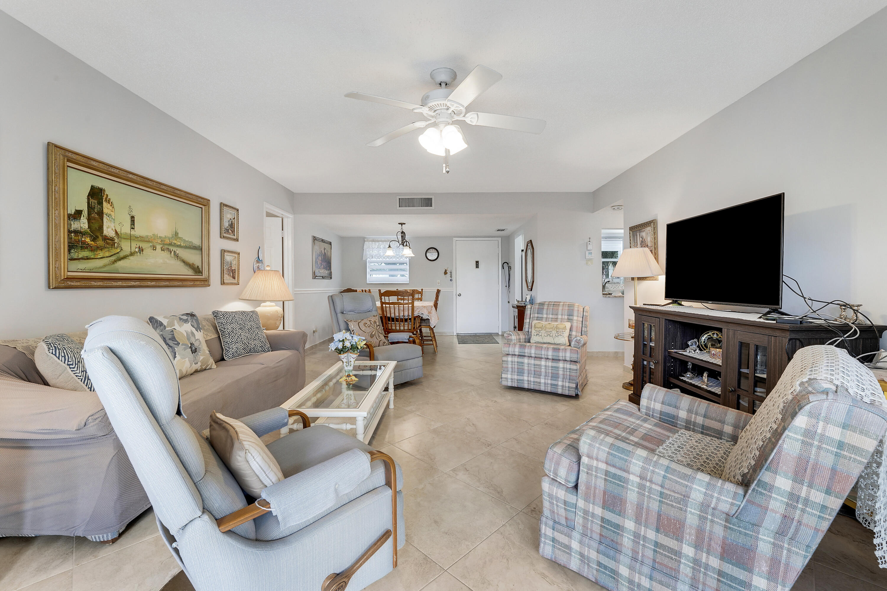 701 Lori Dr Drive 204