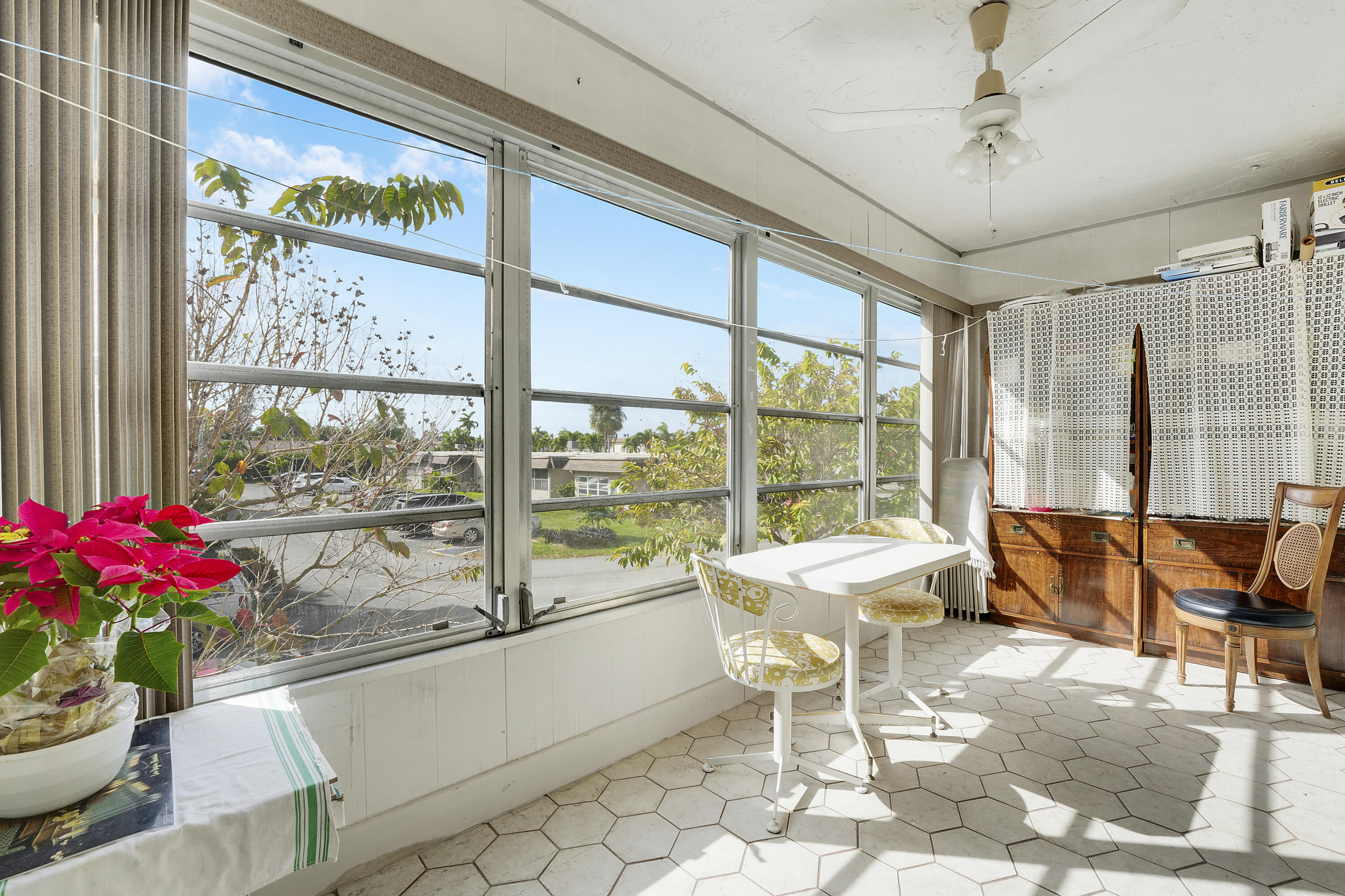 701 Lori Dr Drive 204