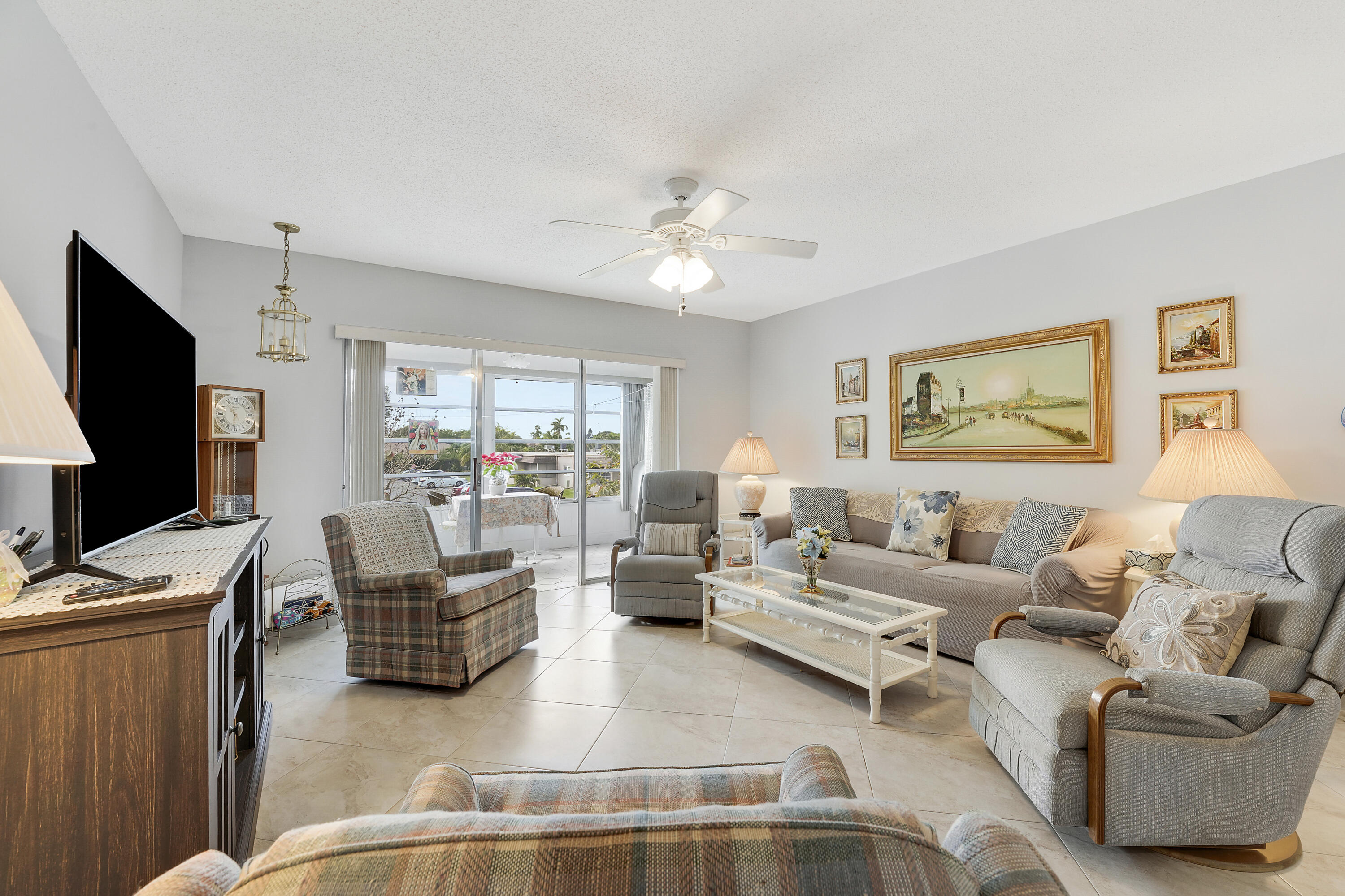 701 Lori Dr Drive 204