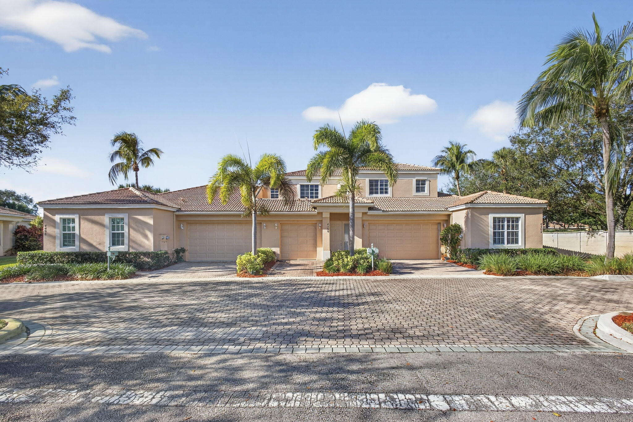 4502 Hickory Drive