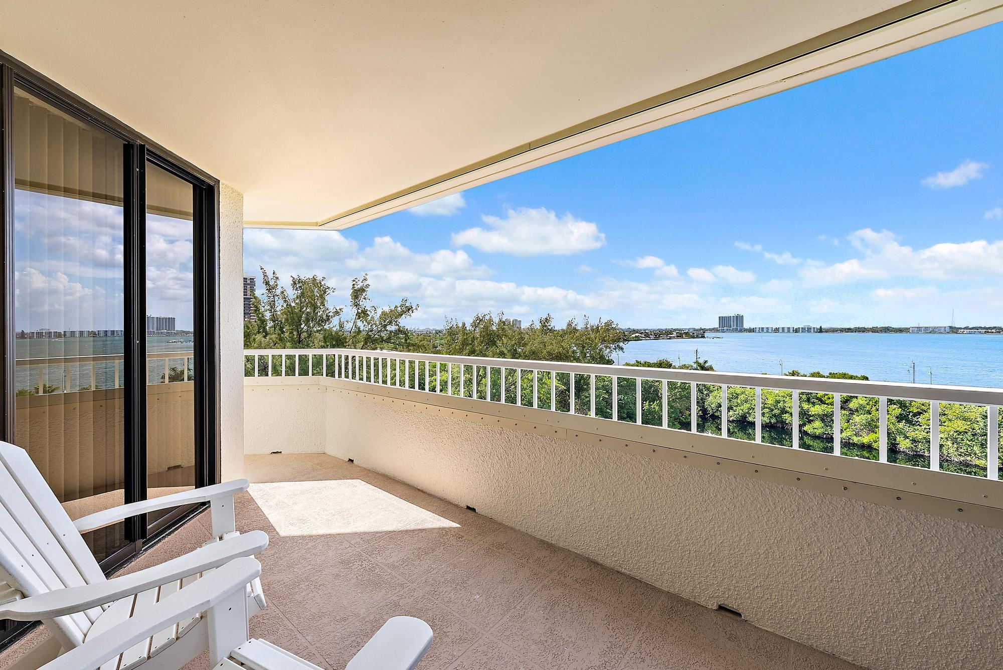 5070 N Ocean Drive 4c