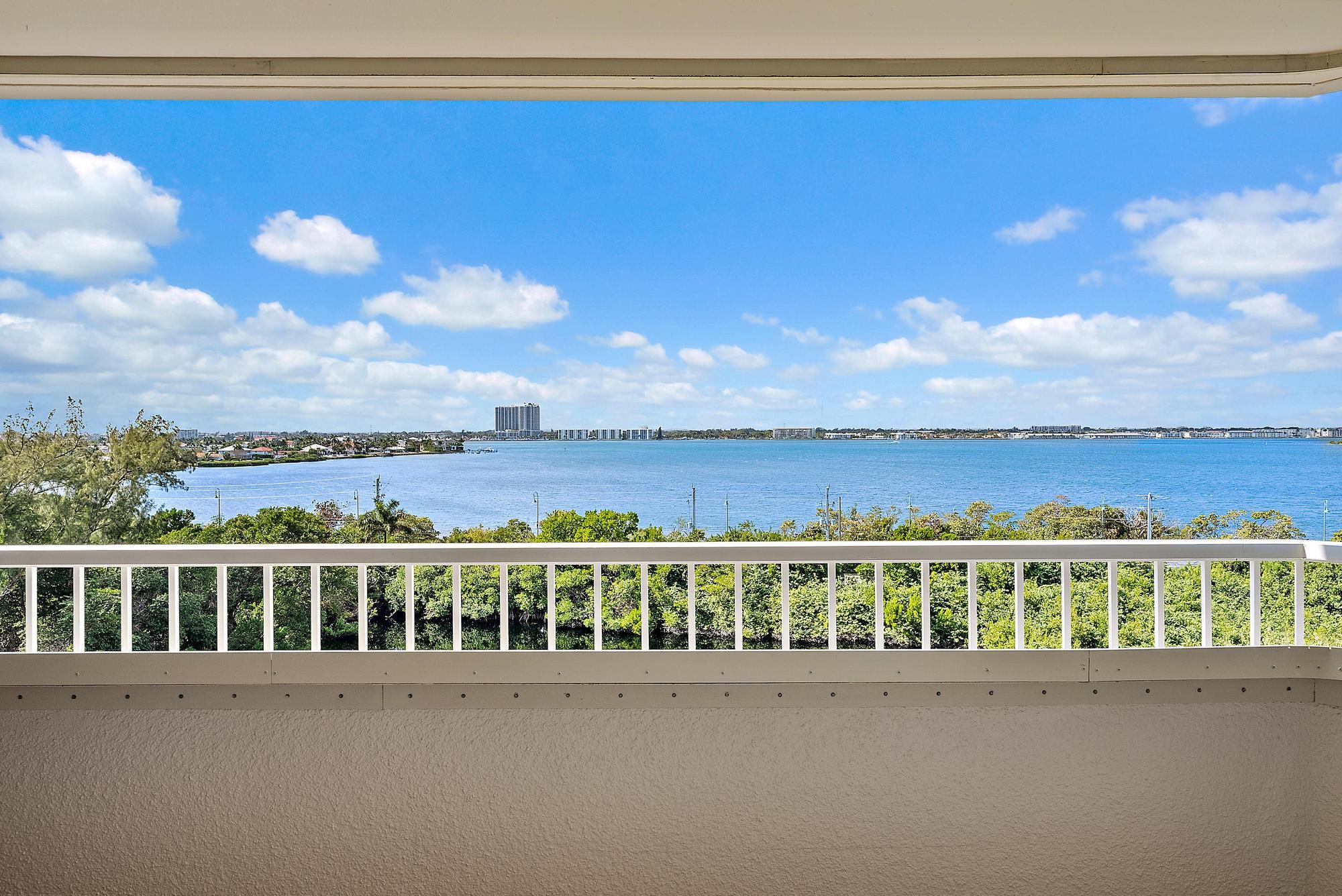 5070 N Ocean Drive 4c