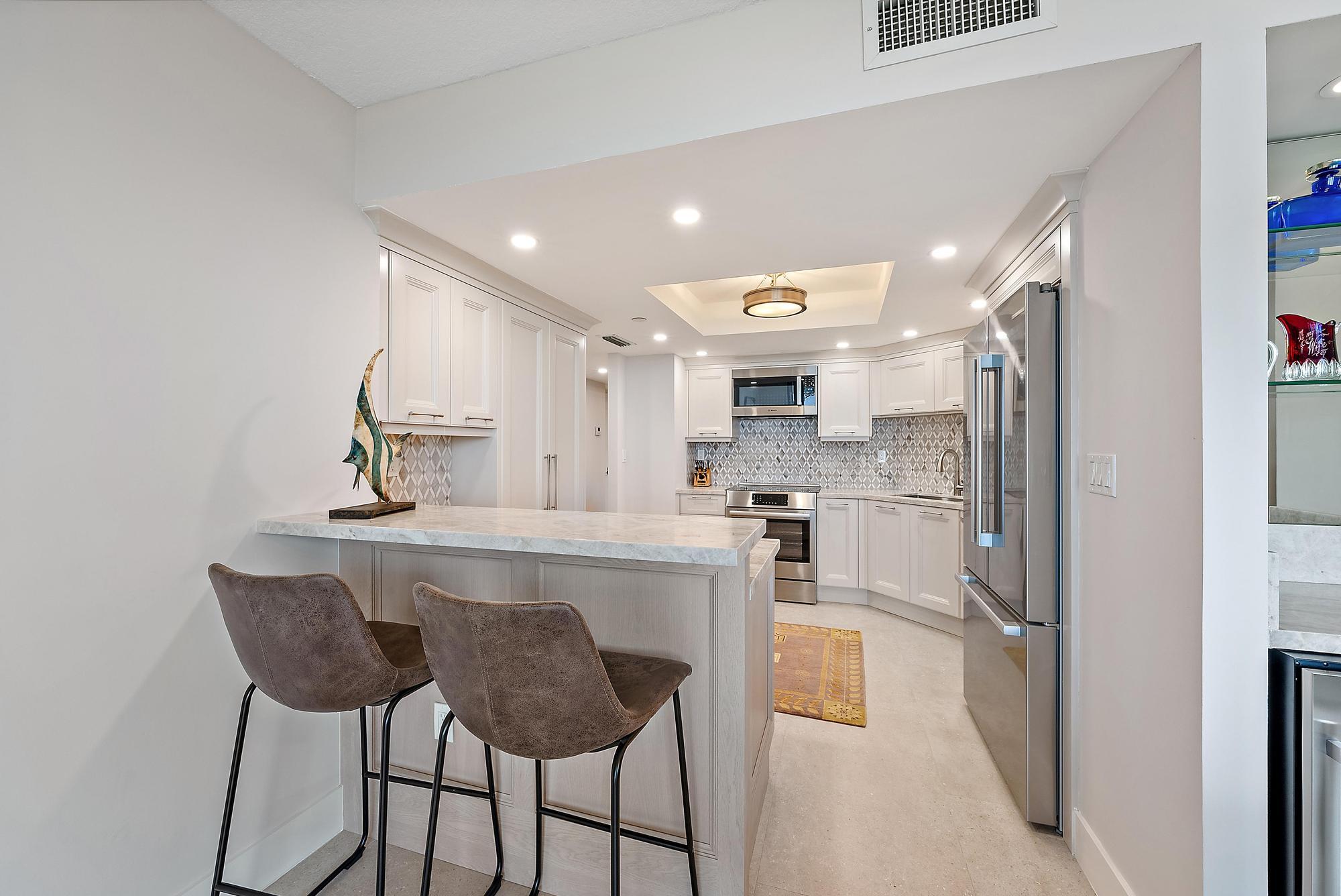 5070 N Ocean Drive 4c