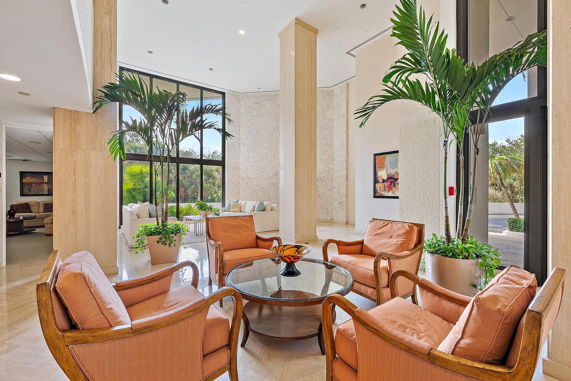 5070 N Ocean Drive 4c