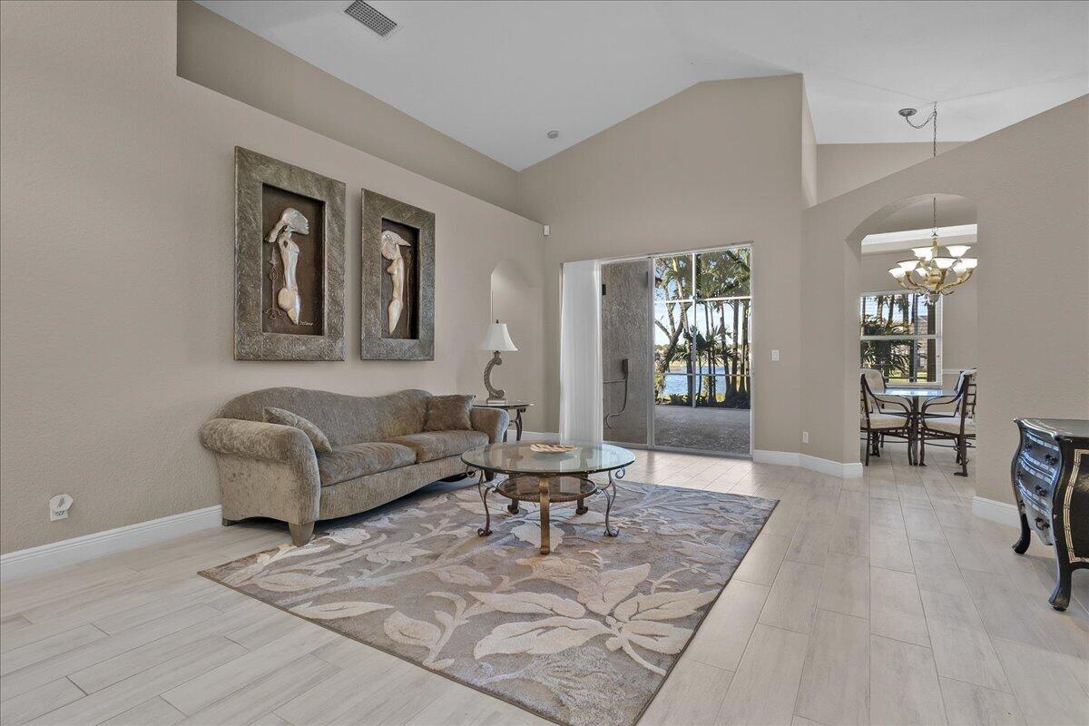 8336 Grand Messina Circle
