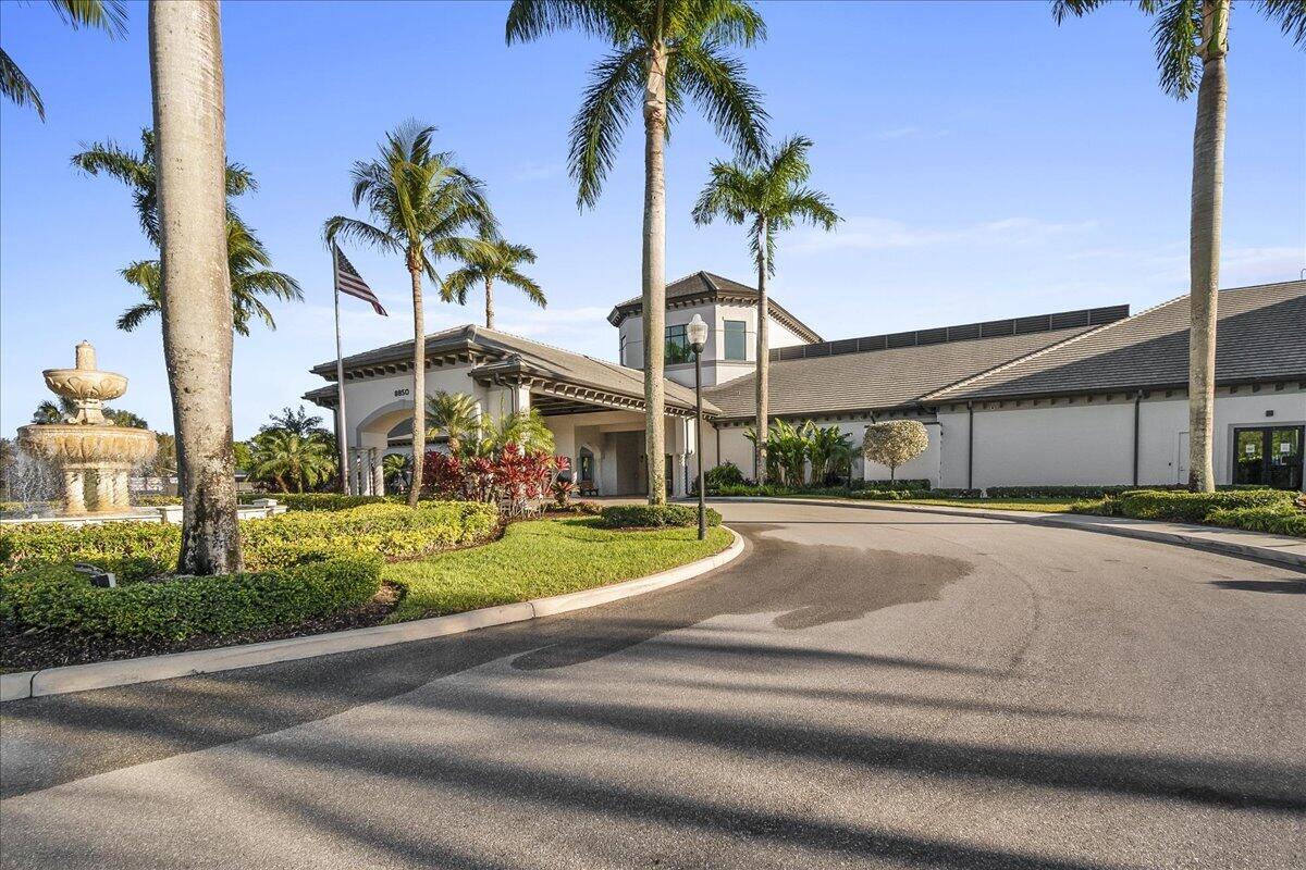 8336 Grand Messina Circle