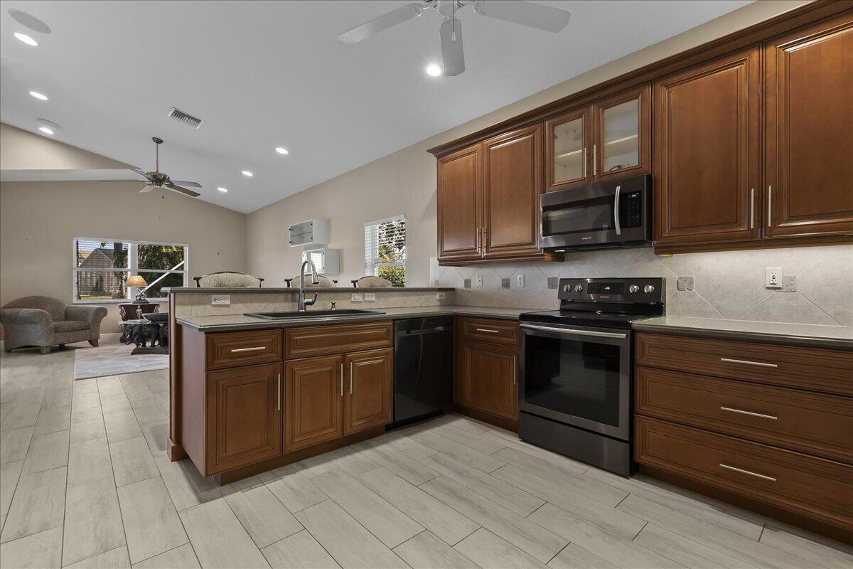 8336 Grand Messina Circle