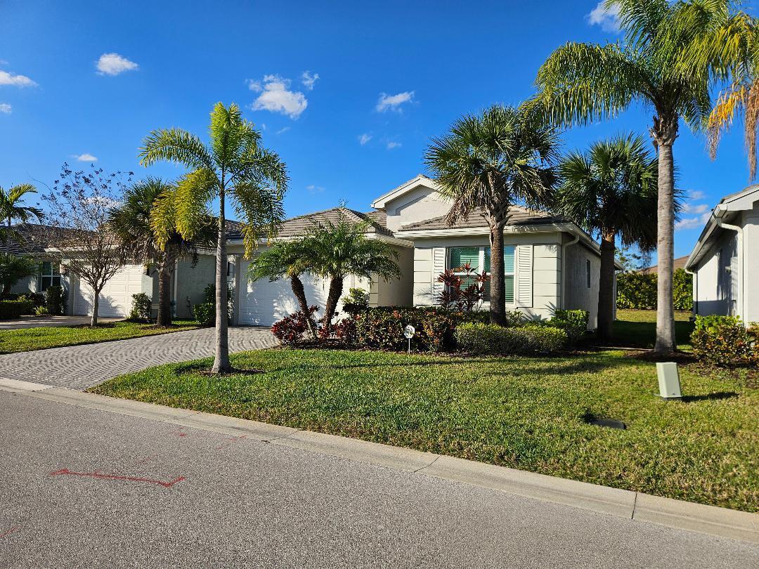 11087 SW Carriage Hill Lane, Port St. Lucie