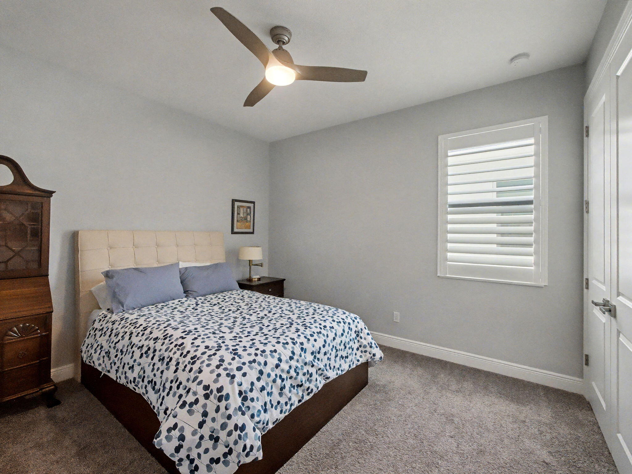 8125 Hobbes Way