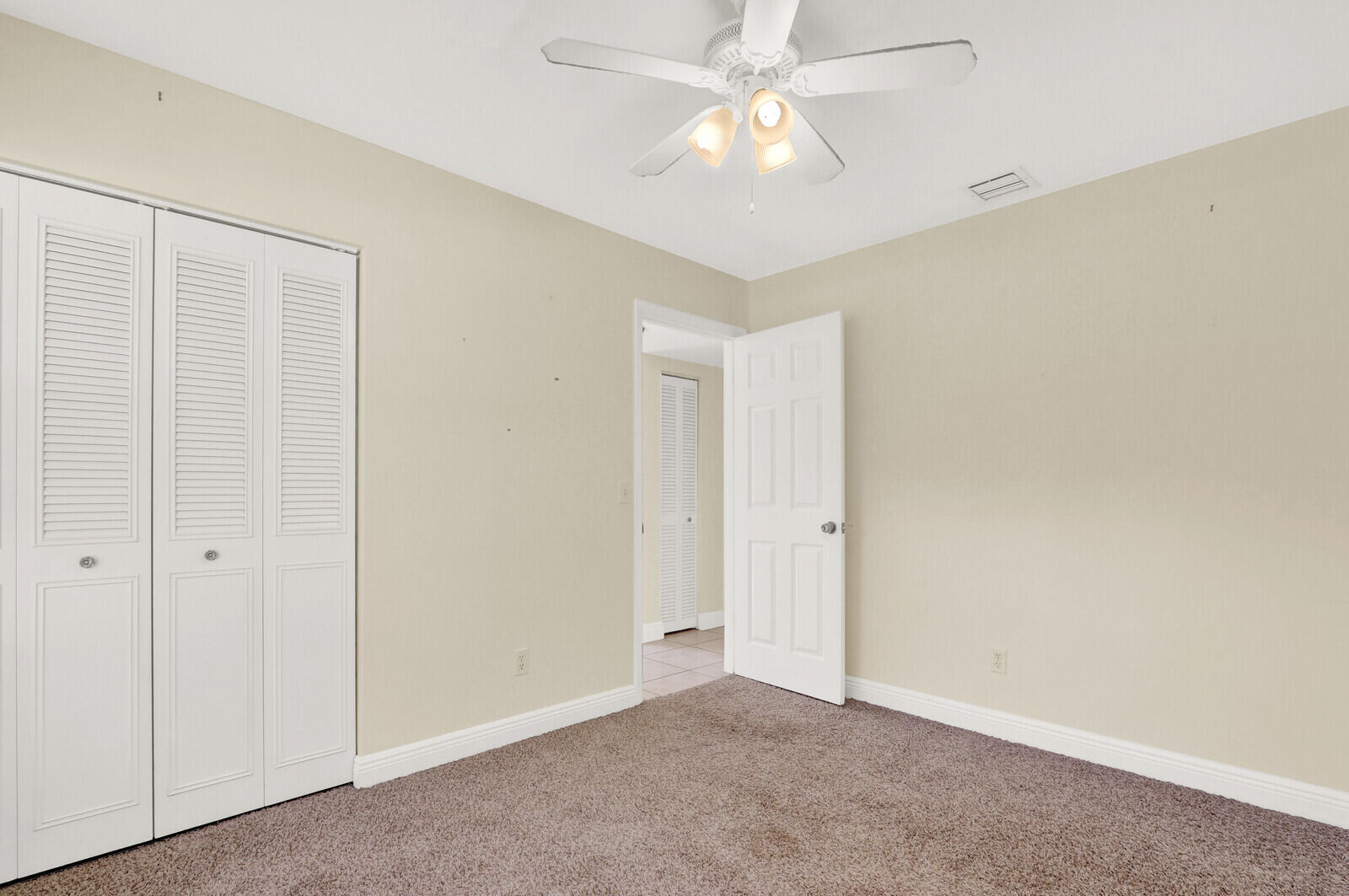 8074 SE River Lane Lane