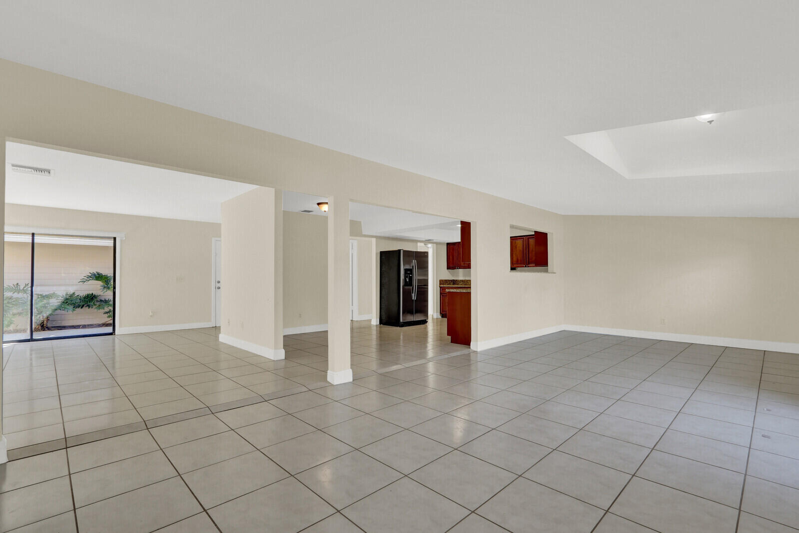 8074 SE River Lane Lane