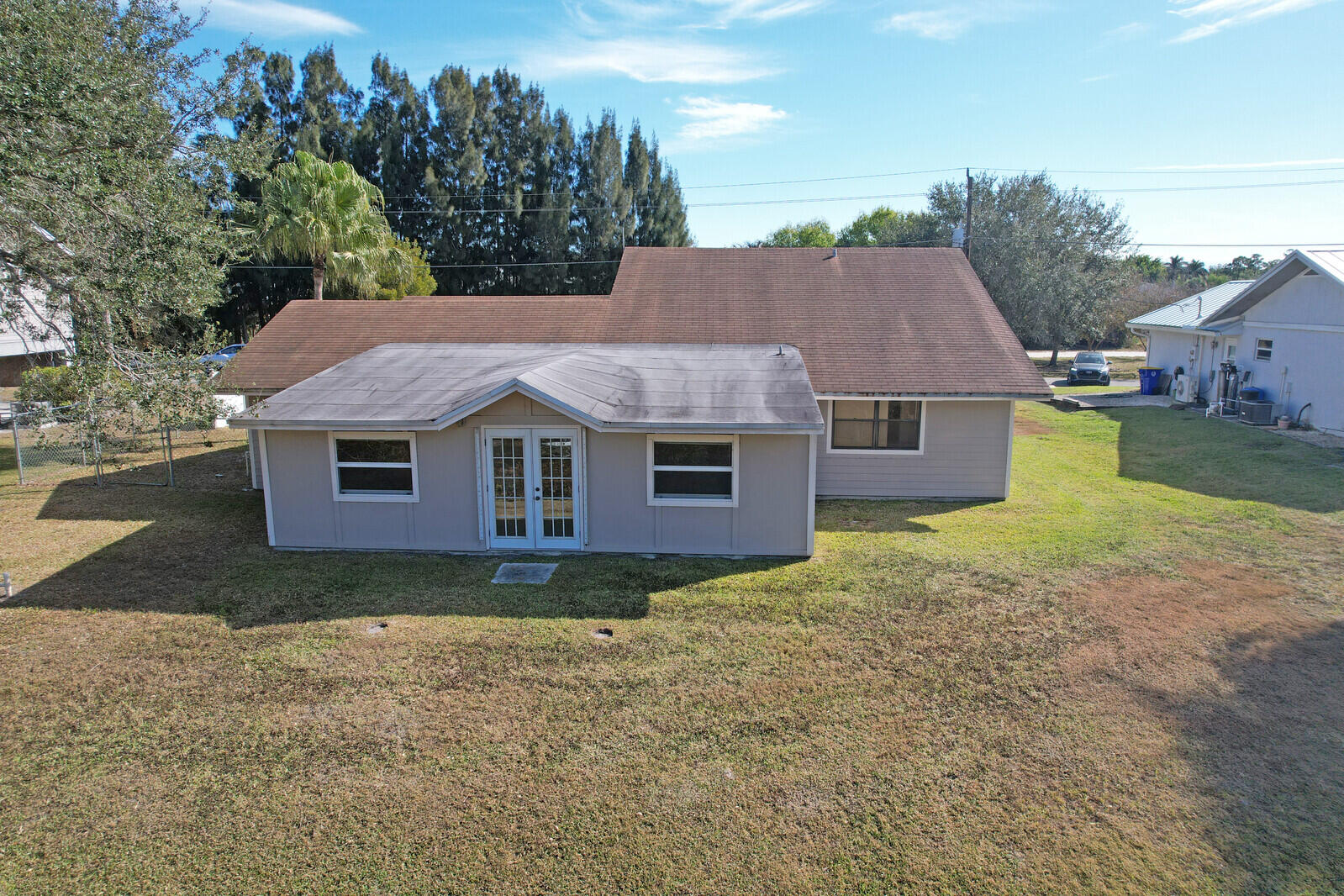 8074 SE River Lane Lane