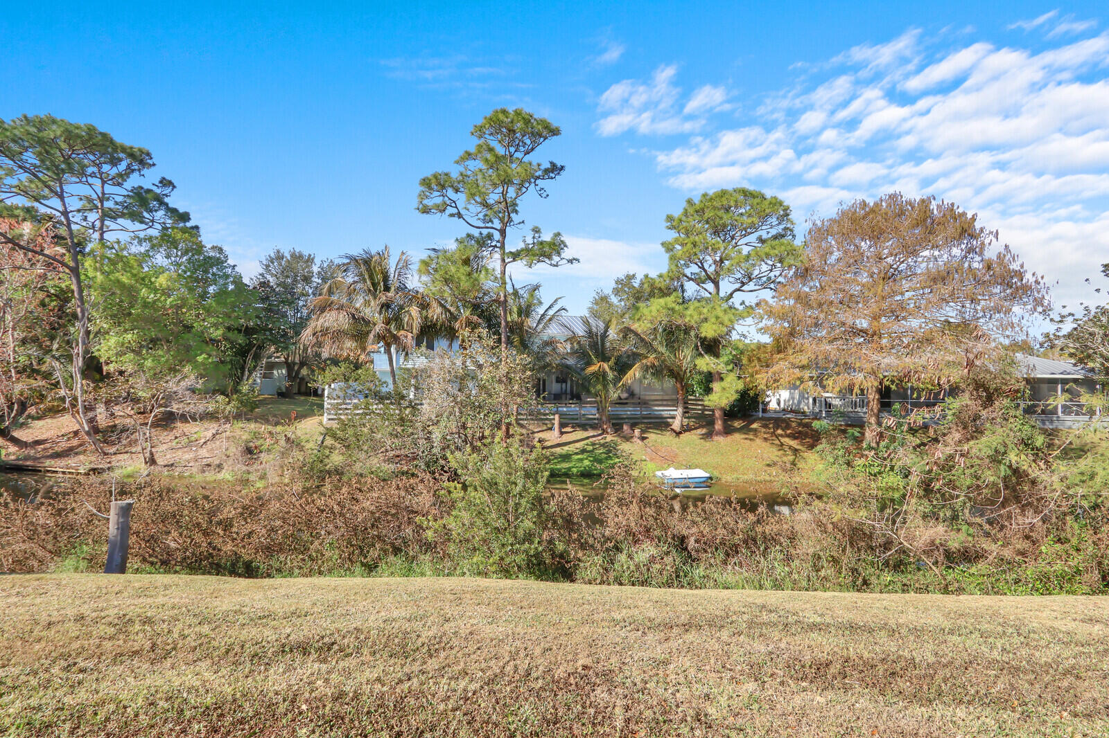 8074 SE River Lane Lane