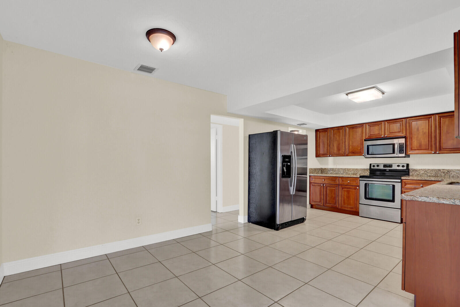 8074 SE River Lane Lane