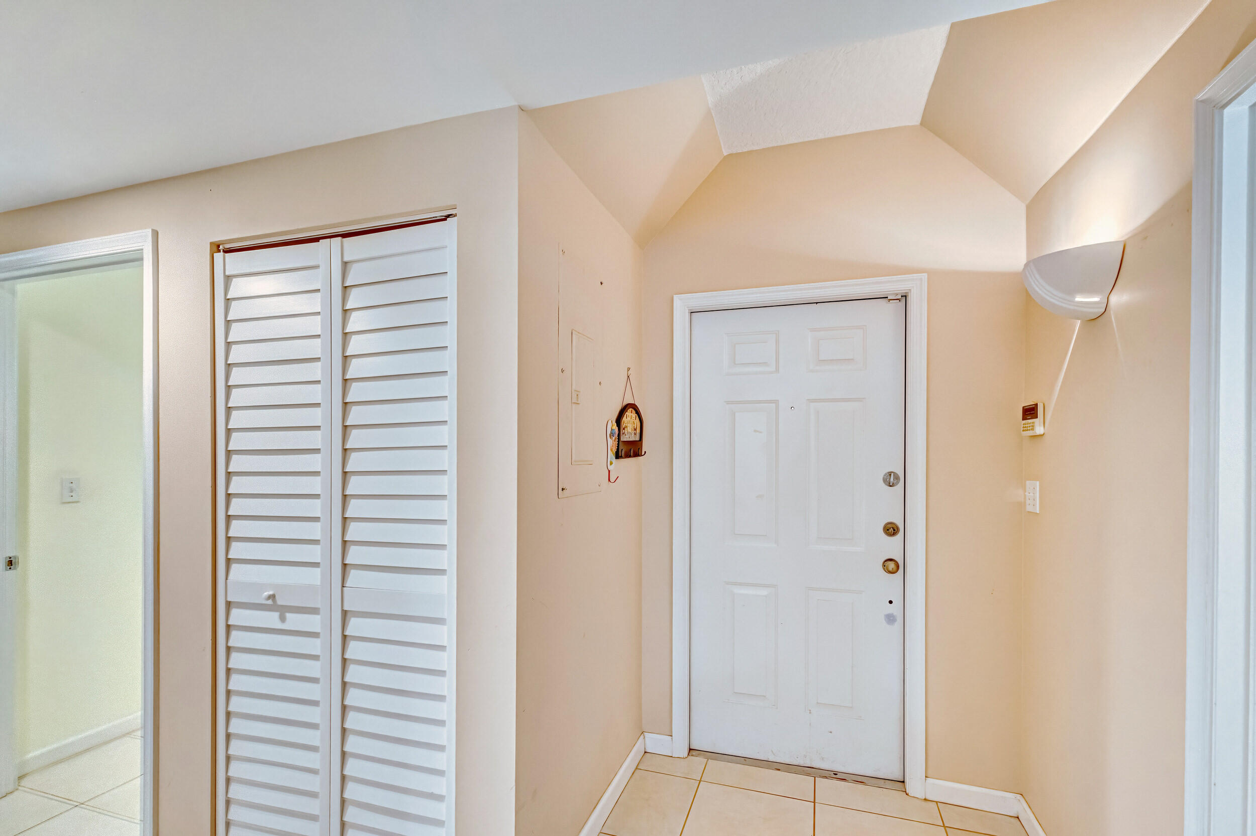 200 Uno Lago Drive 105