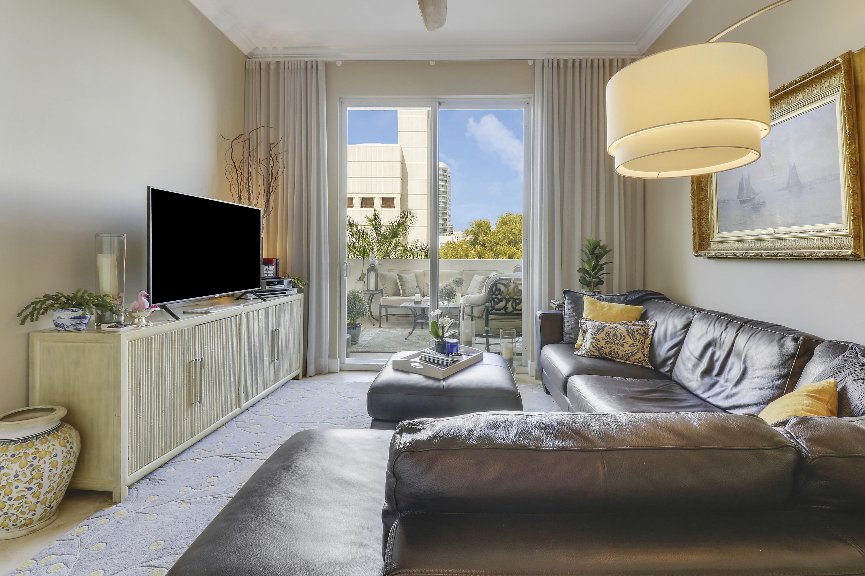 600 S Dixie Highway 405