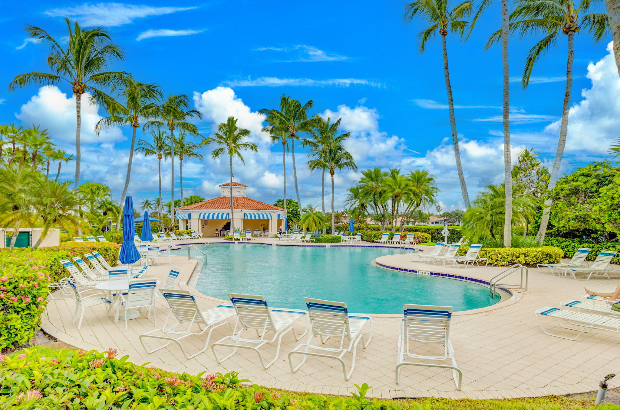 7139 Crystal Lake Drive