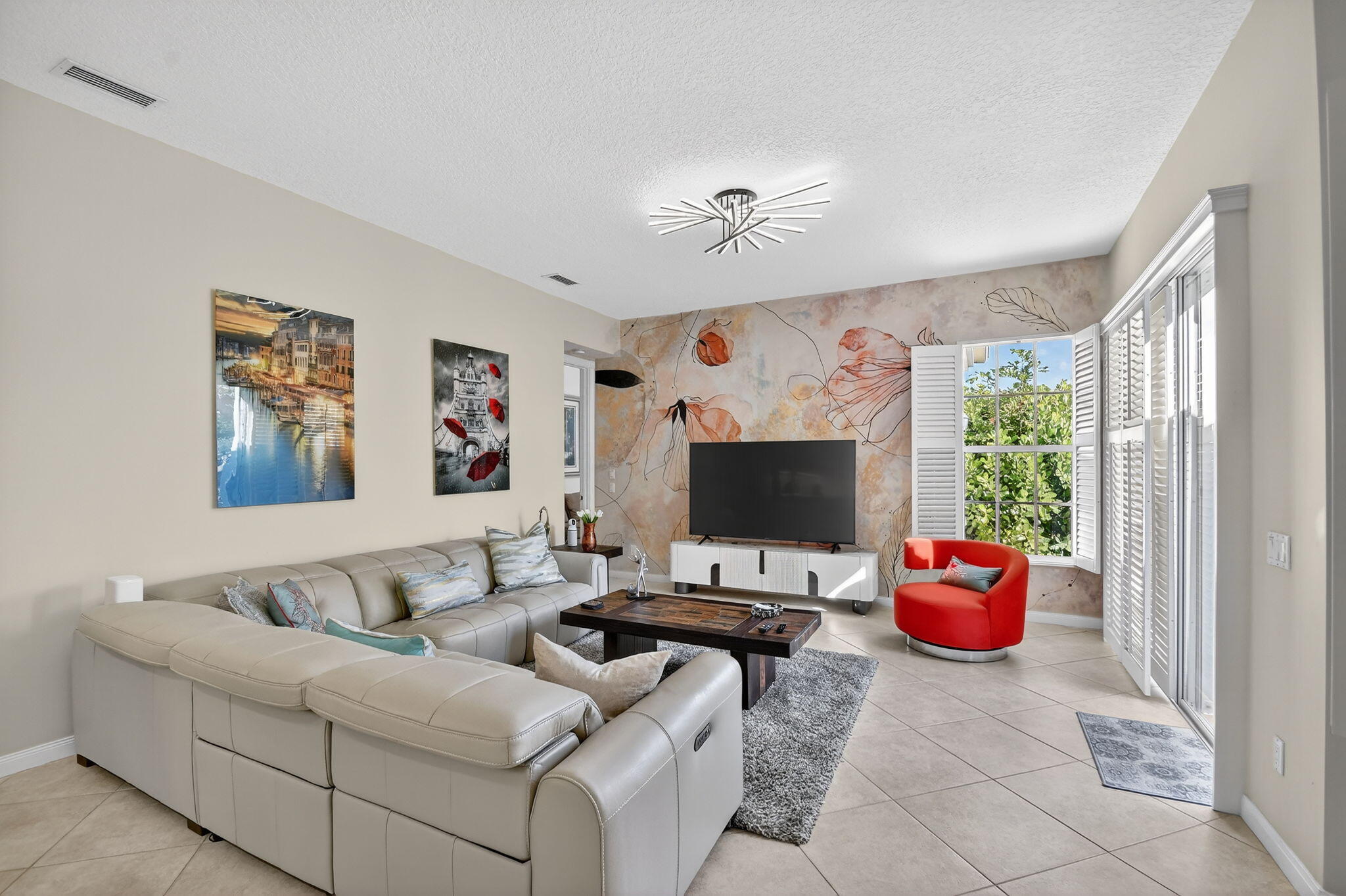 7139 Crystal Lake Drive