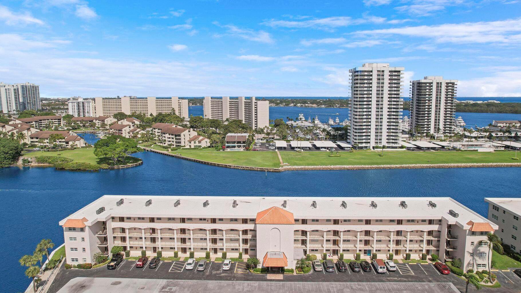 20 Yacht Club Drive 312