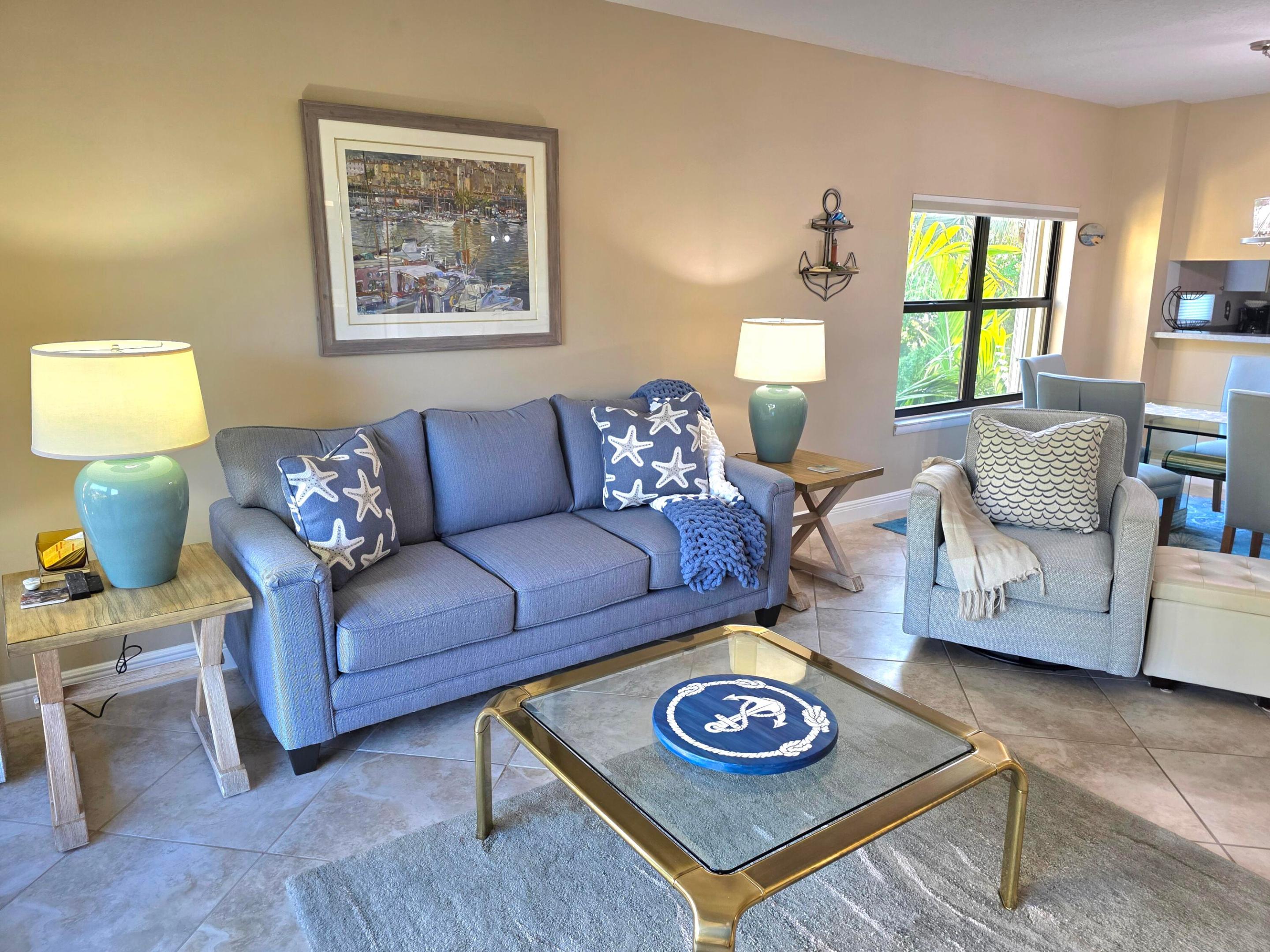 300 Uno Lago Drive 305