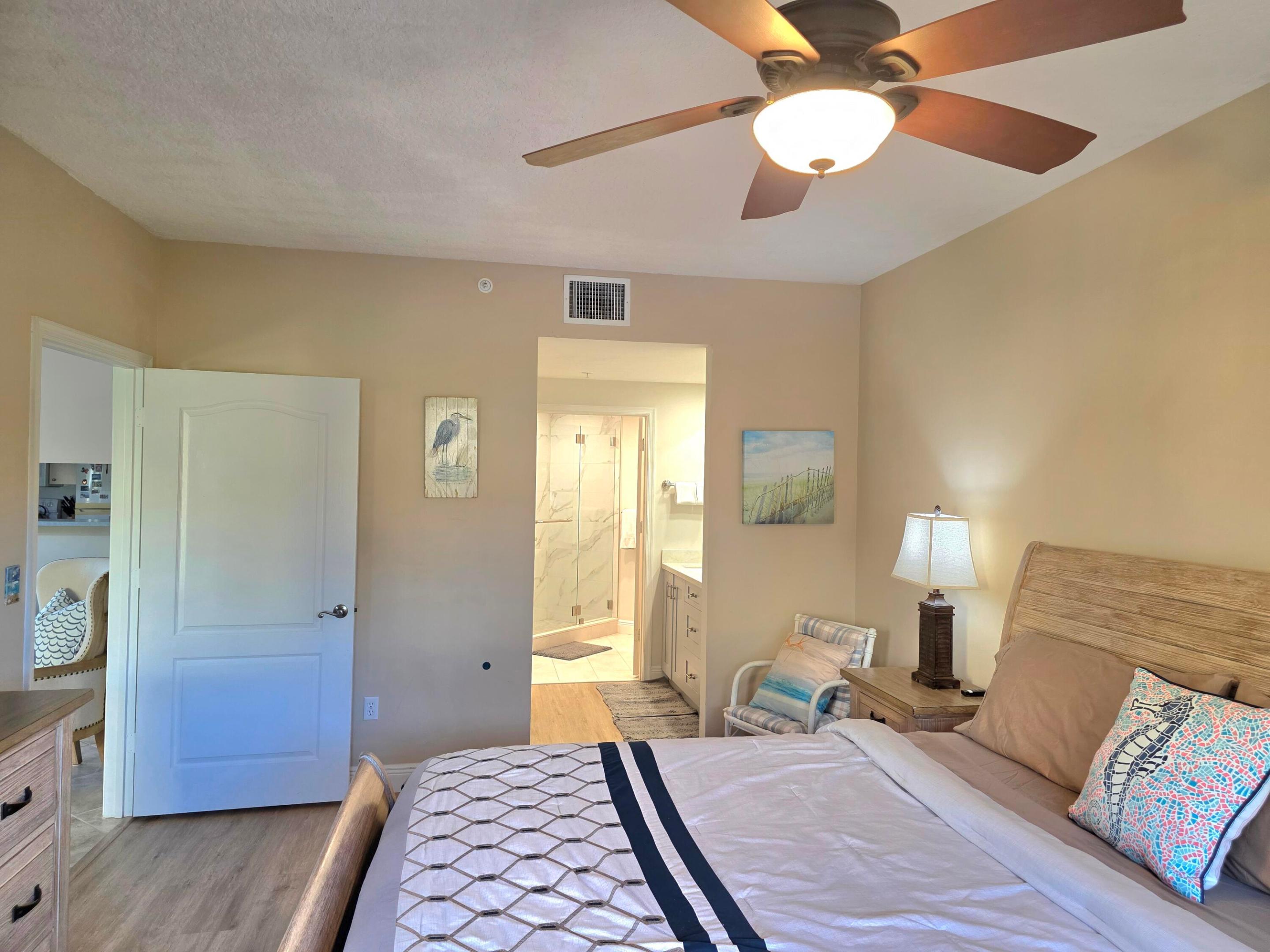 300 Uno Lago Drive 305