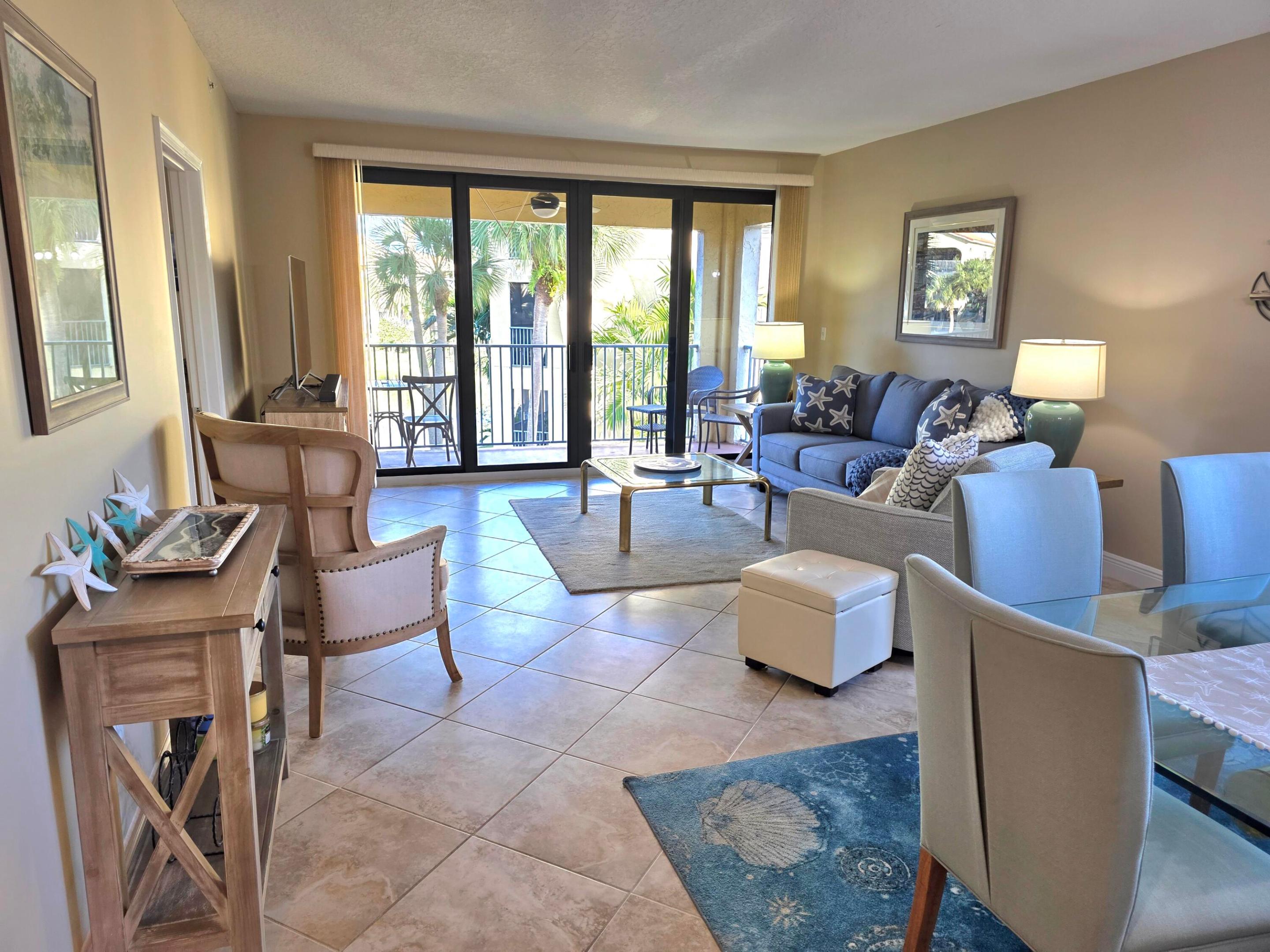 300 Uno Lago Drive 305