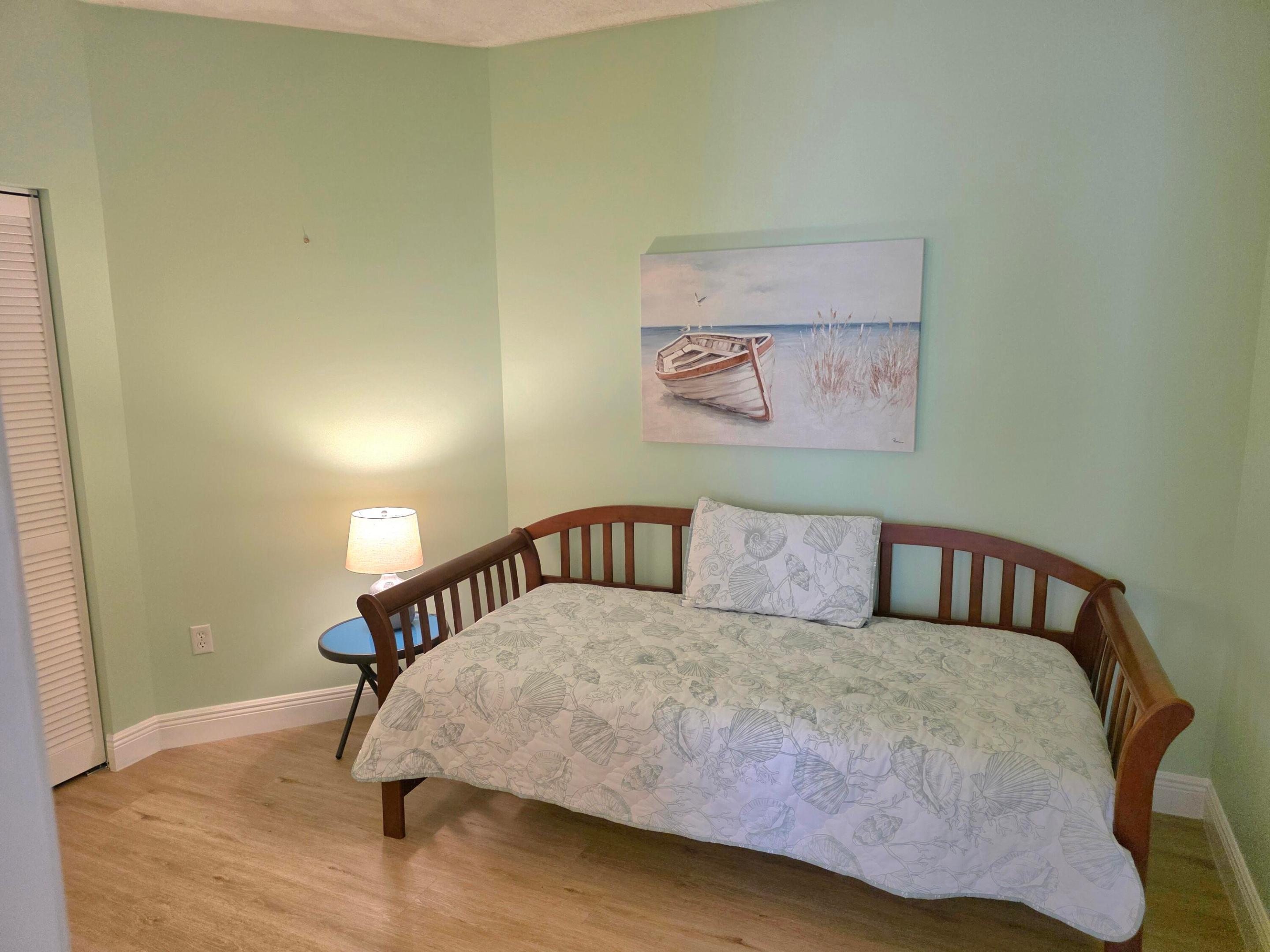 300 Uno Lago Drive 305