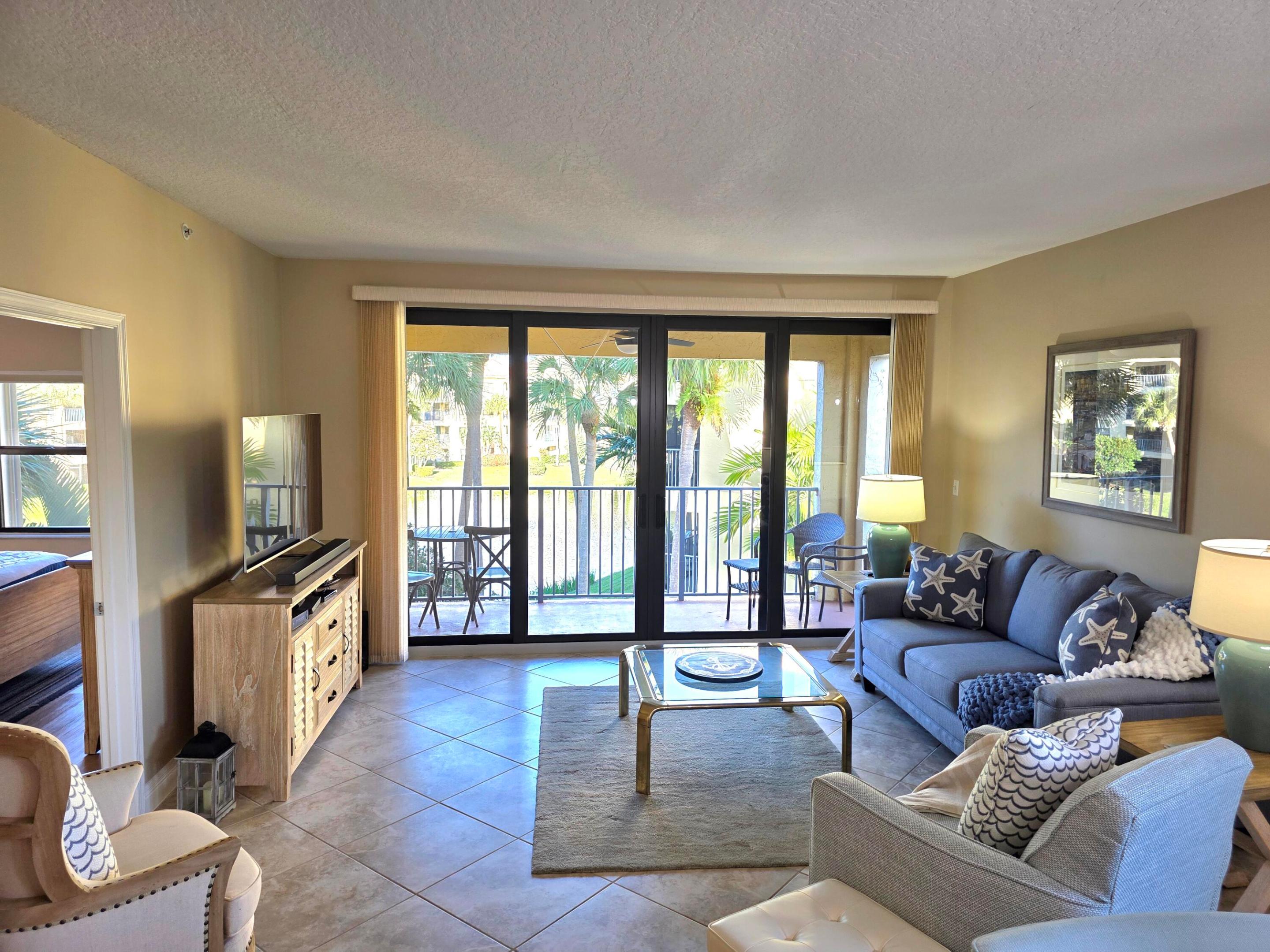 300 Uno Lago Drive 305