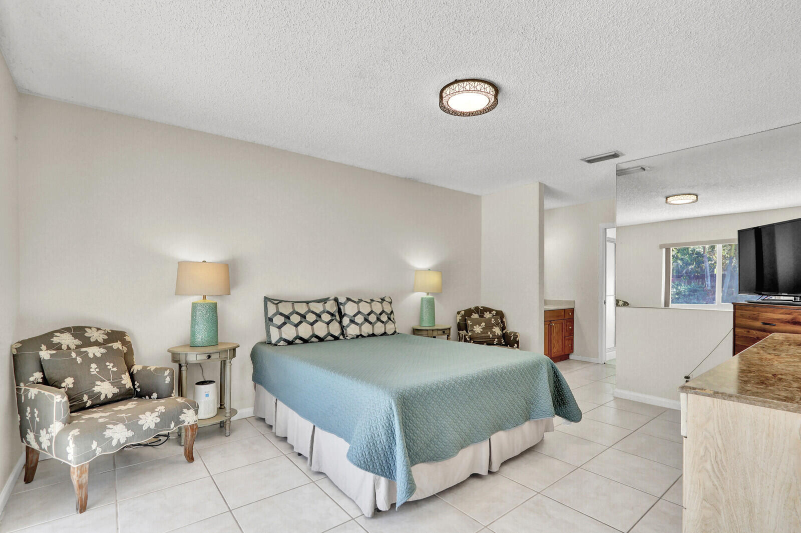 105 Sunflower Circle