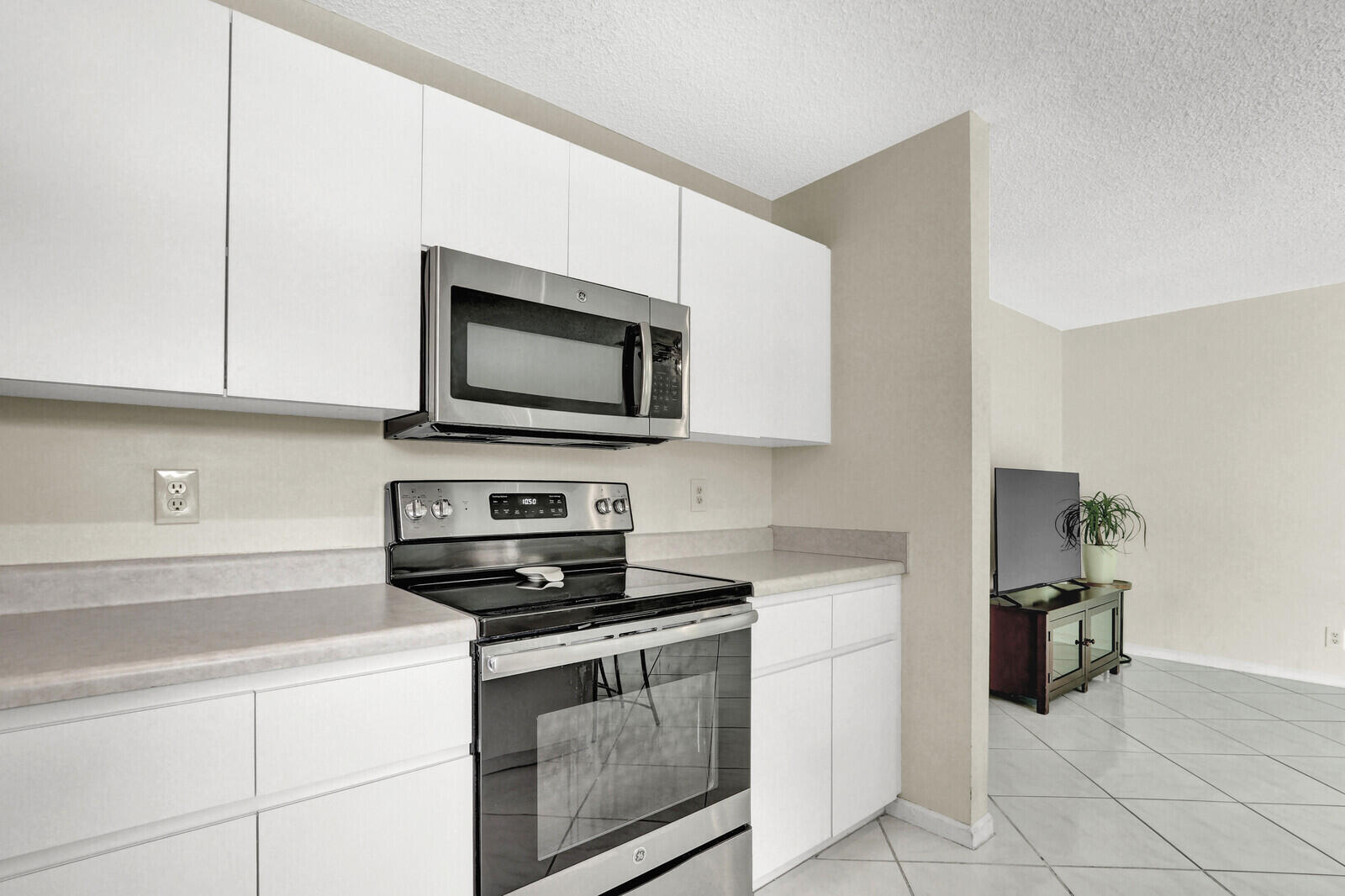 105 Sunflower Circle