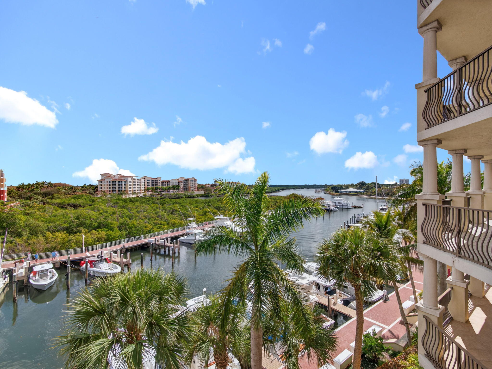 340 S Us Highway 1 405