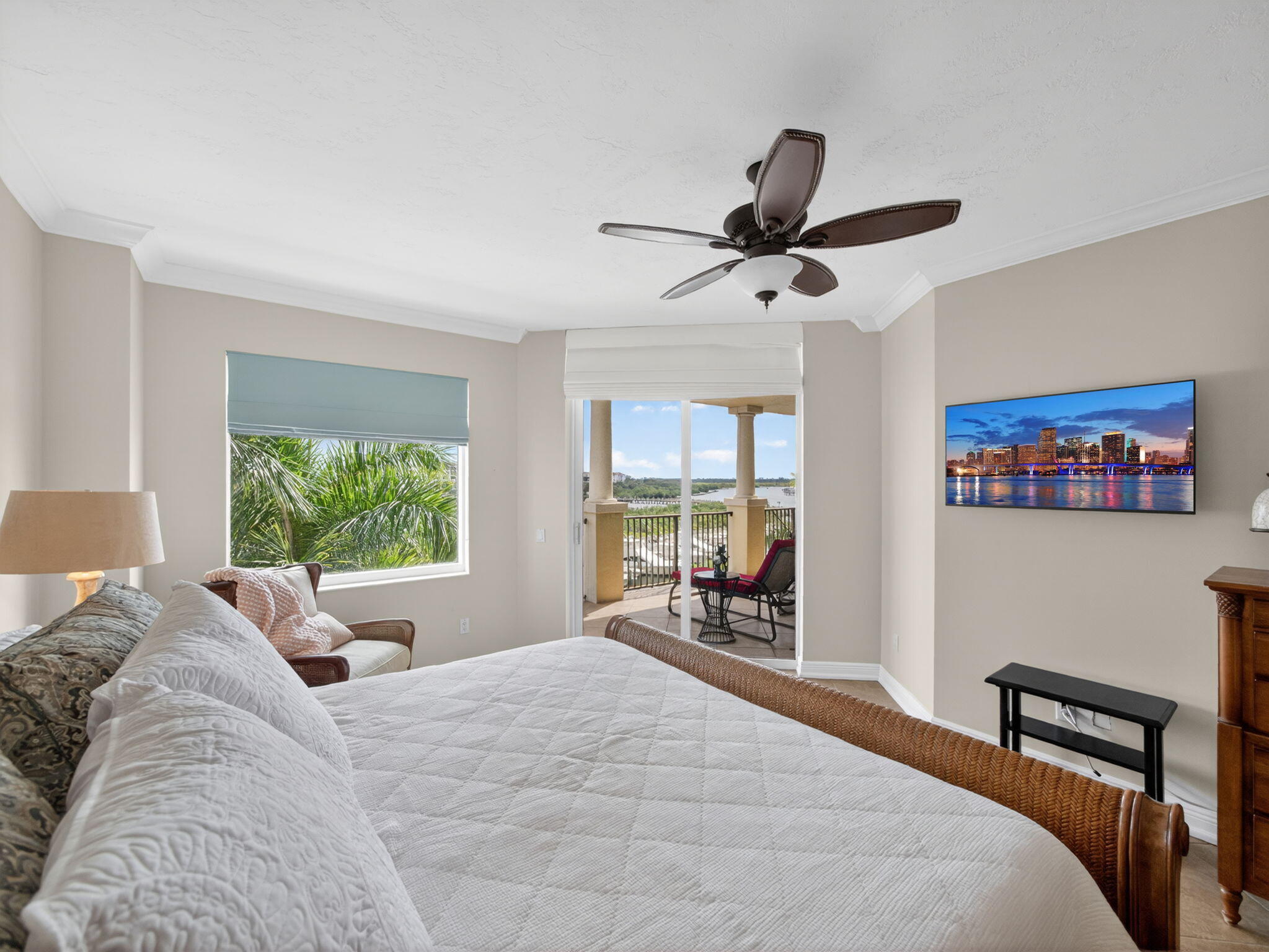 340 S Us Highway 1 405