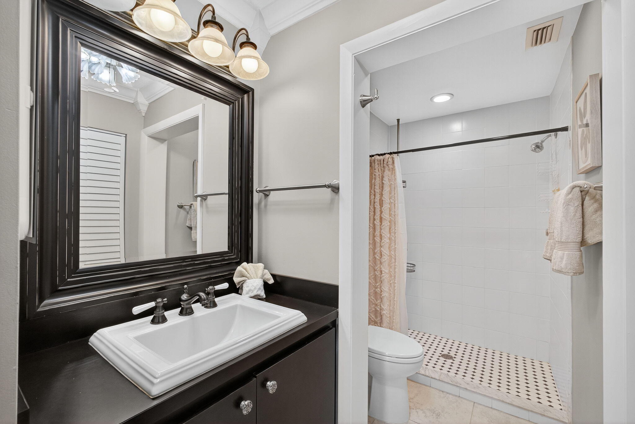 202 Pinecrest Circle B