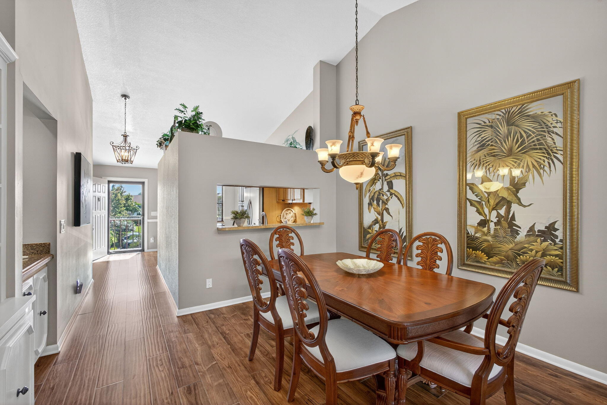 202 Pinecrest Circle B