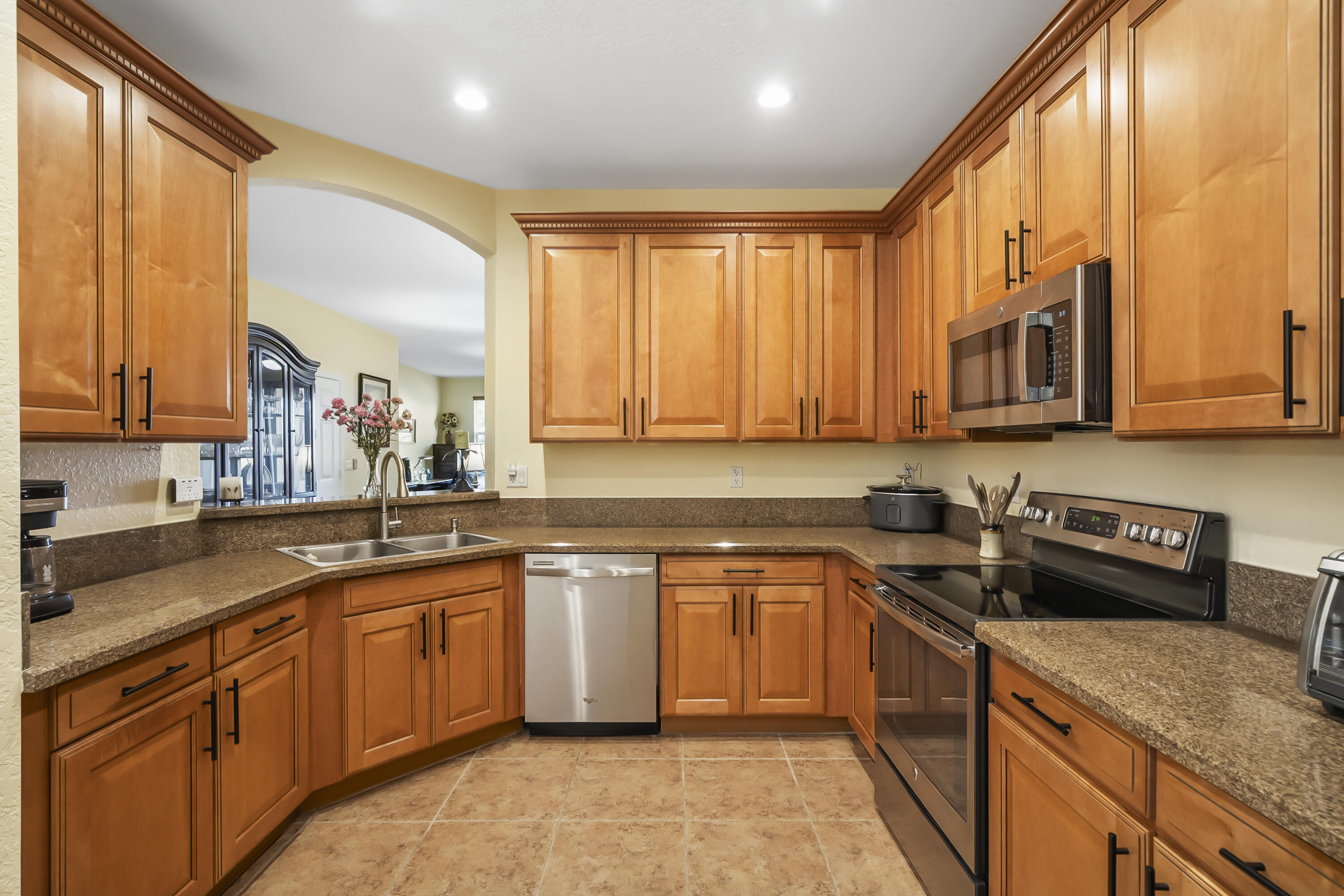 4870 Bonsai Circle 106