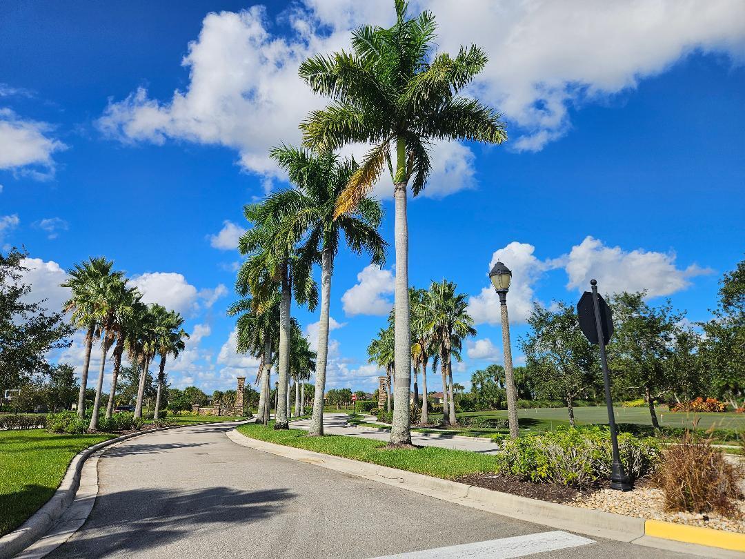 12509 SW Silverwood Avenue, Port St. Lucie