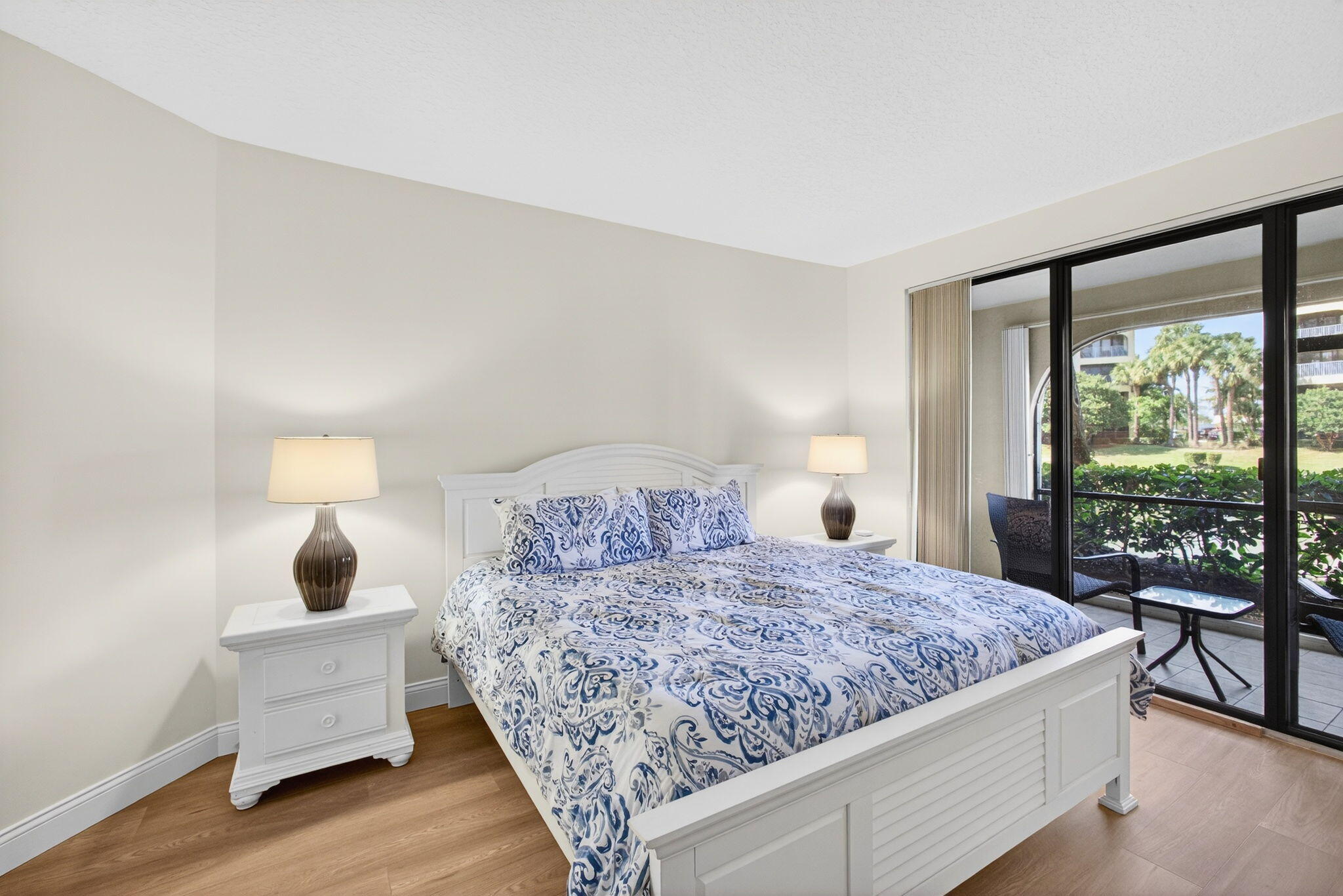 400 Uno Lago Drive 103