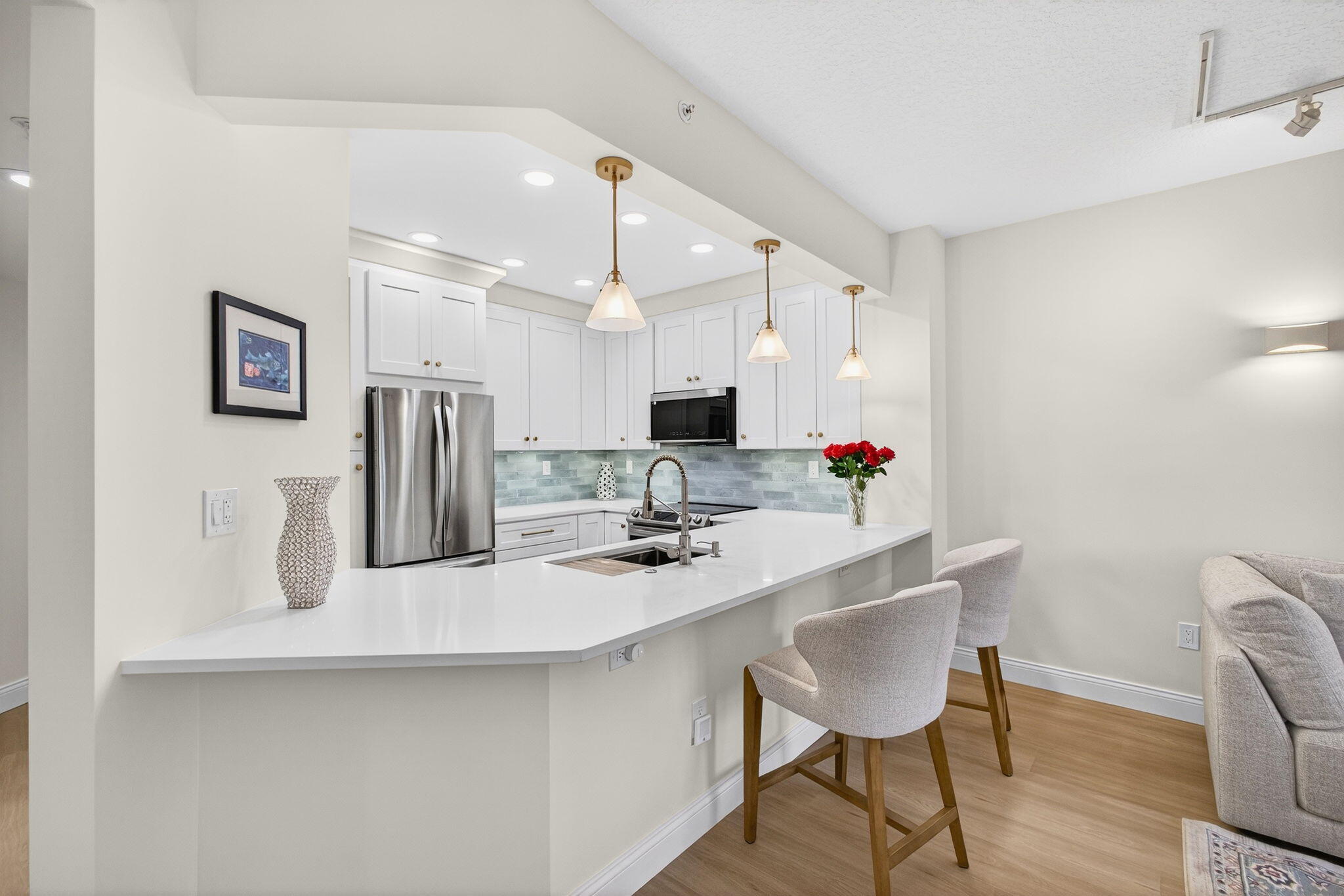 400 Uno Lago Drive 103