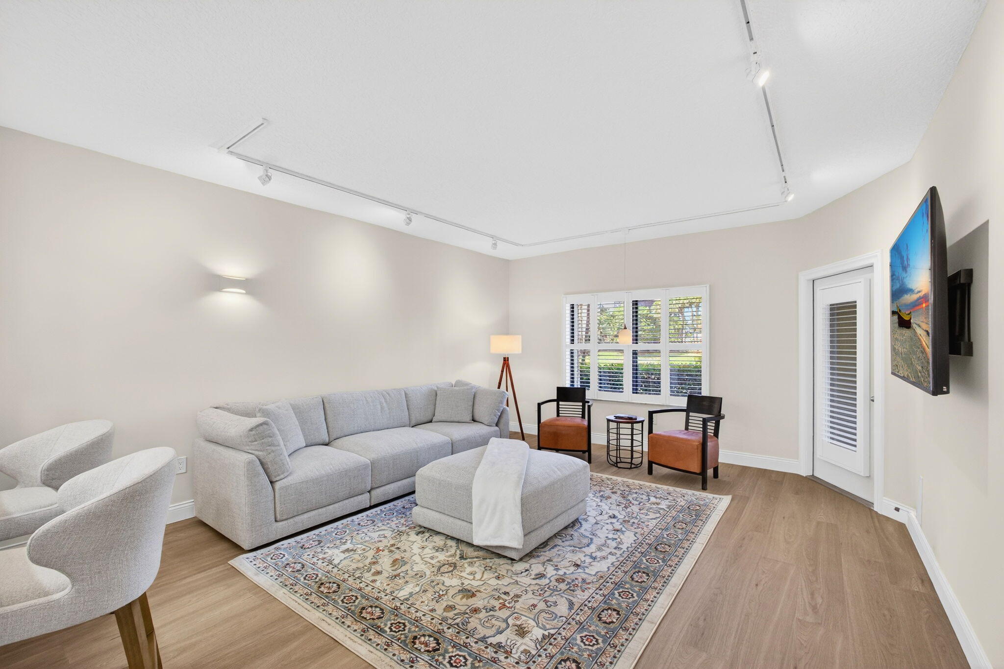 400 Uno Lago Drive 103