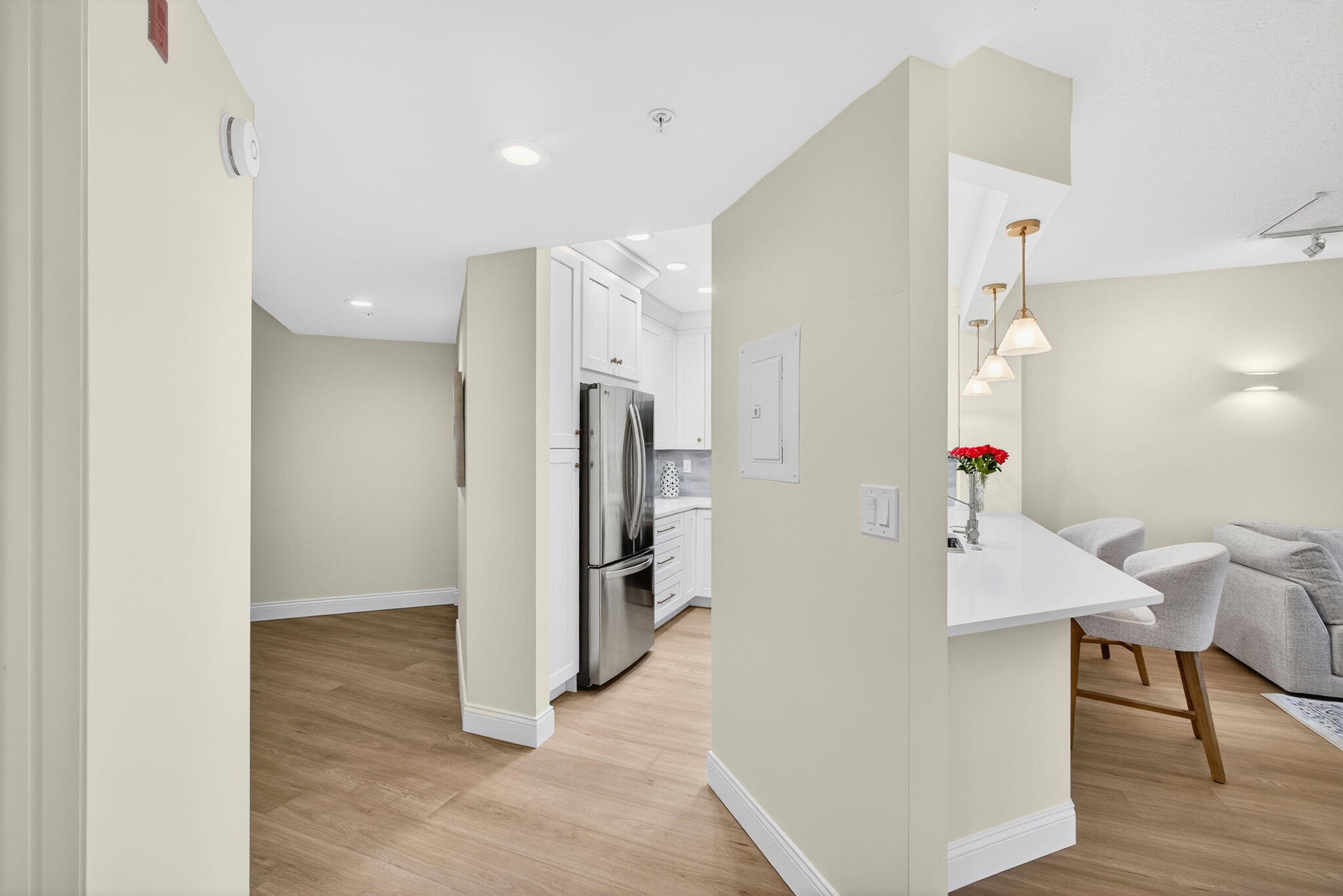 400 Uno Lago Drive 103