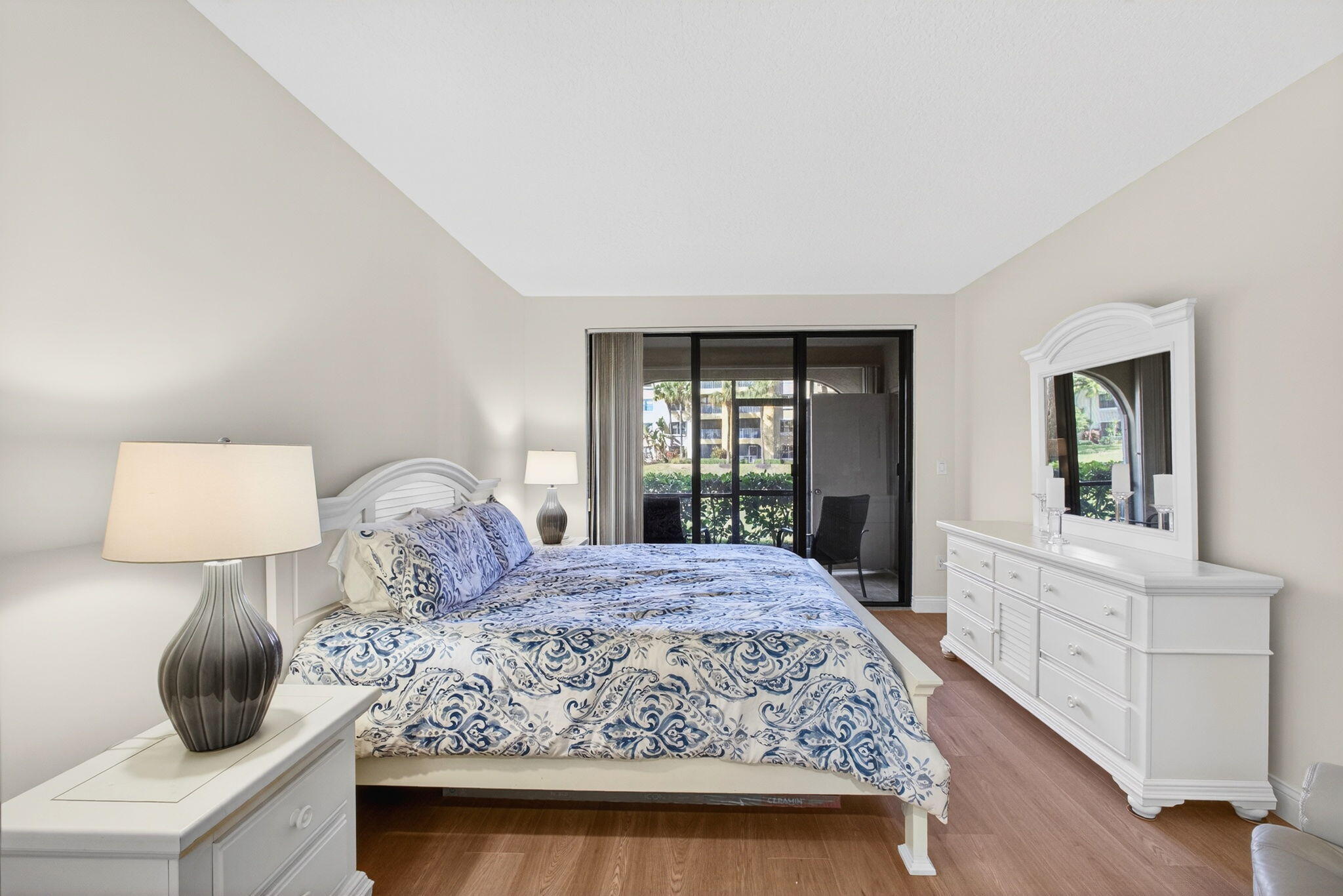 400 Uno Lago Drive 103