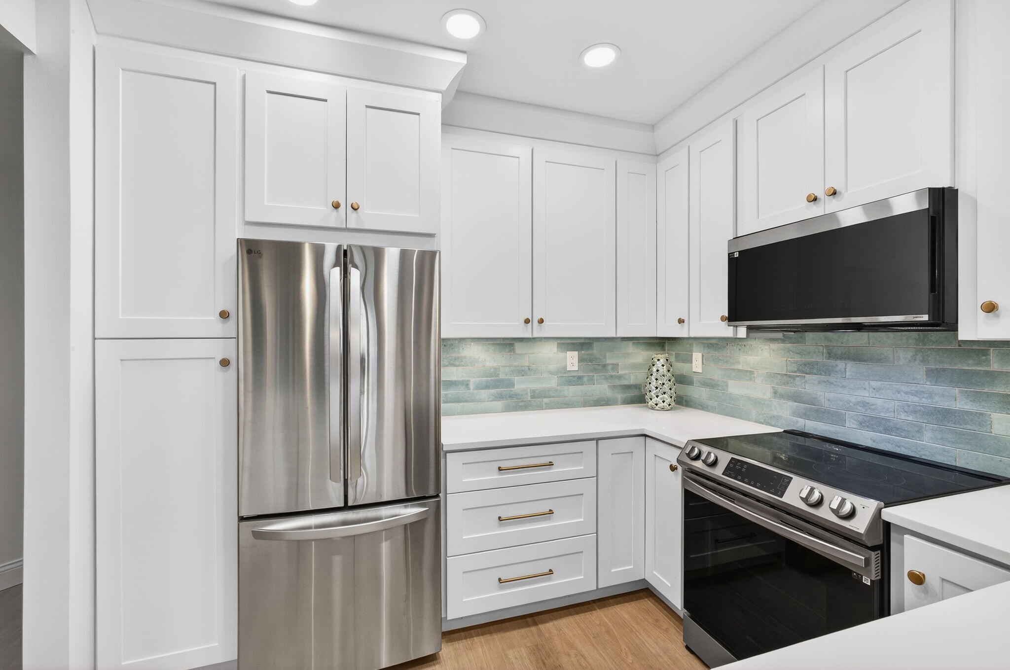 400 Uno Lago Drive 103