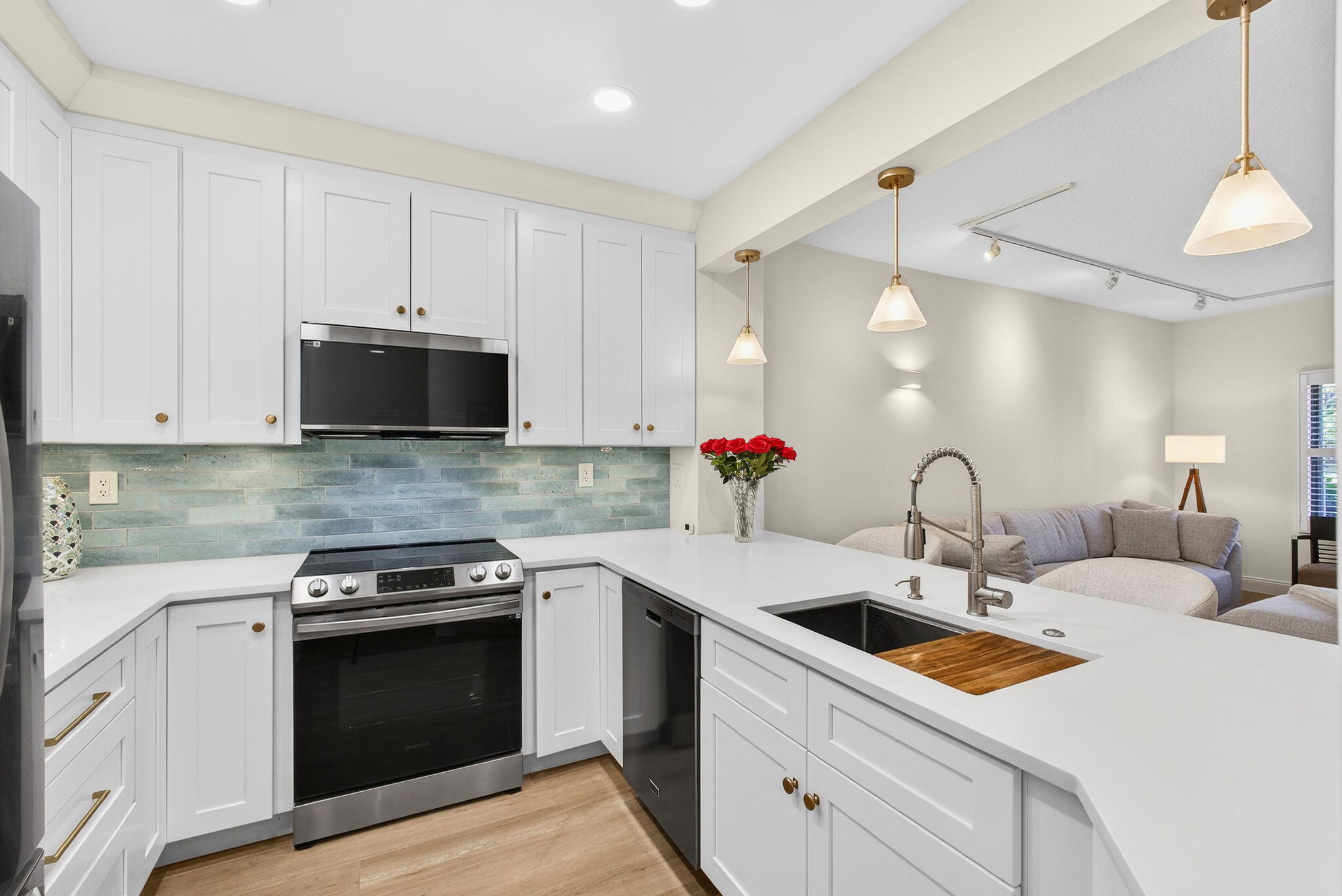 400 Uno Lago Drive 103