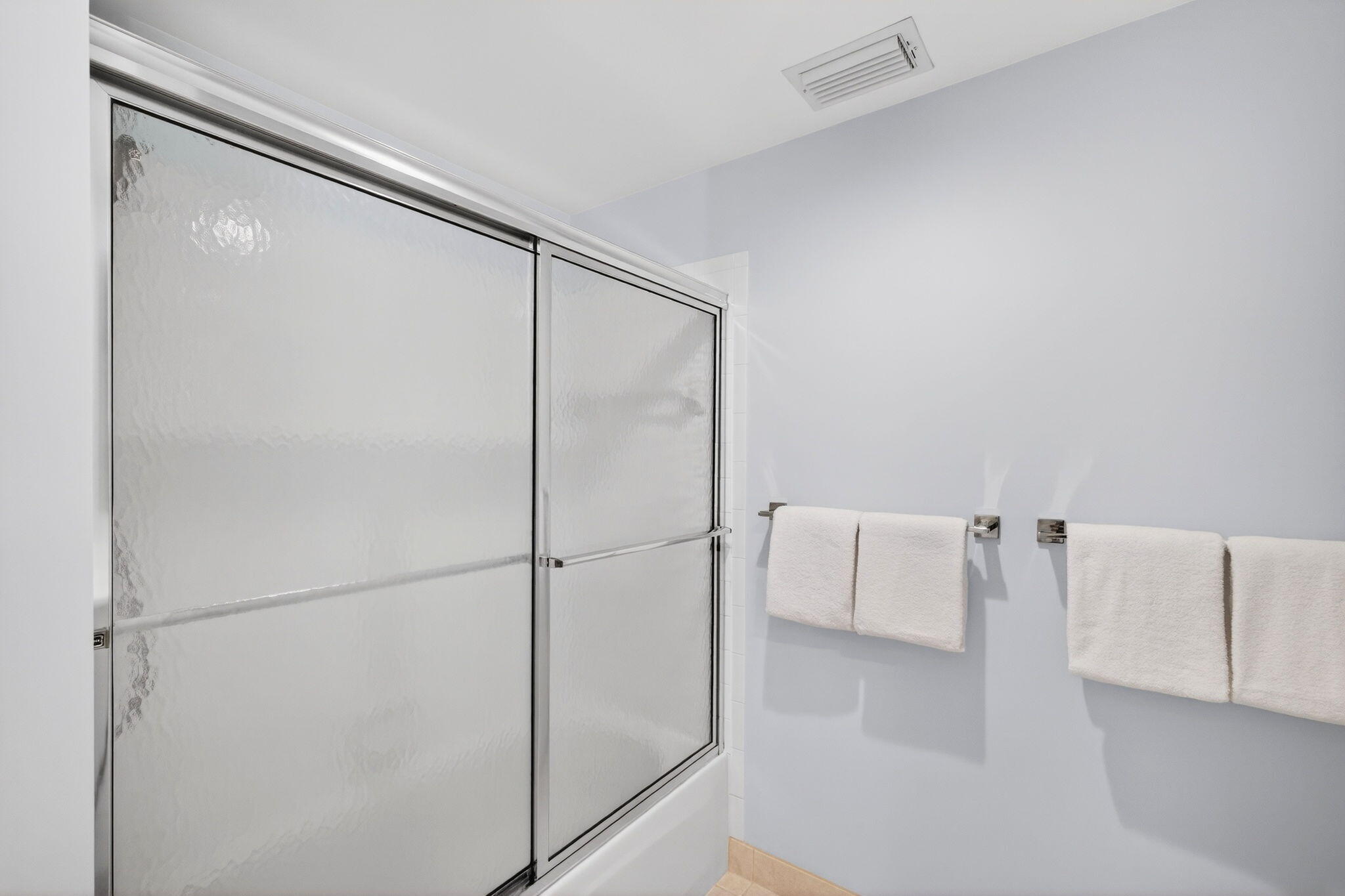 400 Uno Lago Drive 103