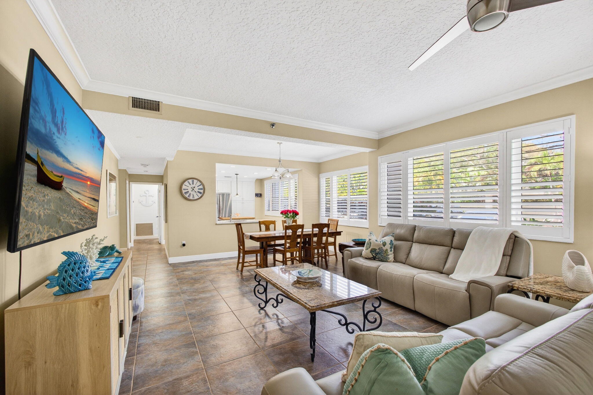911 Oak Harbour Drive