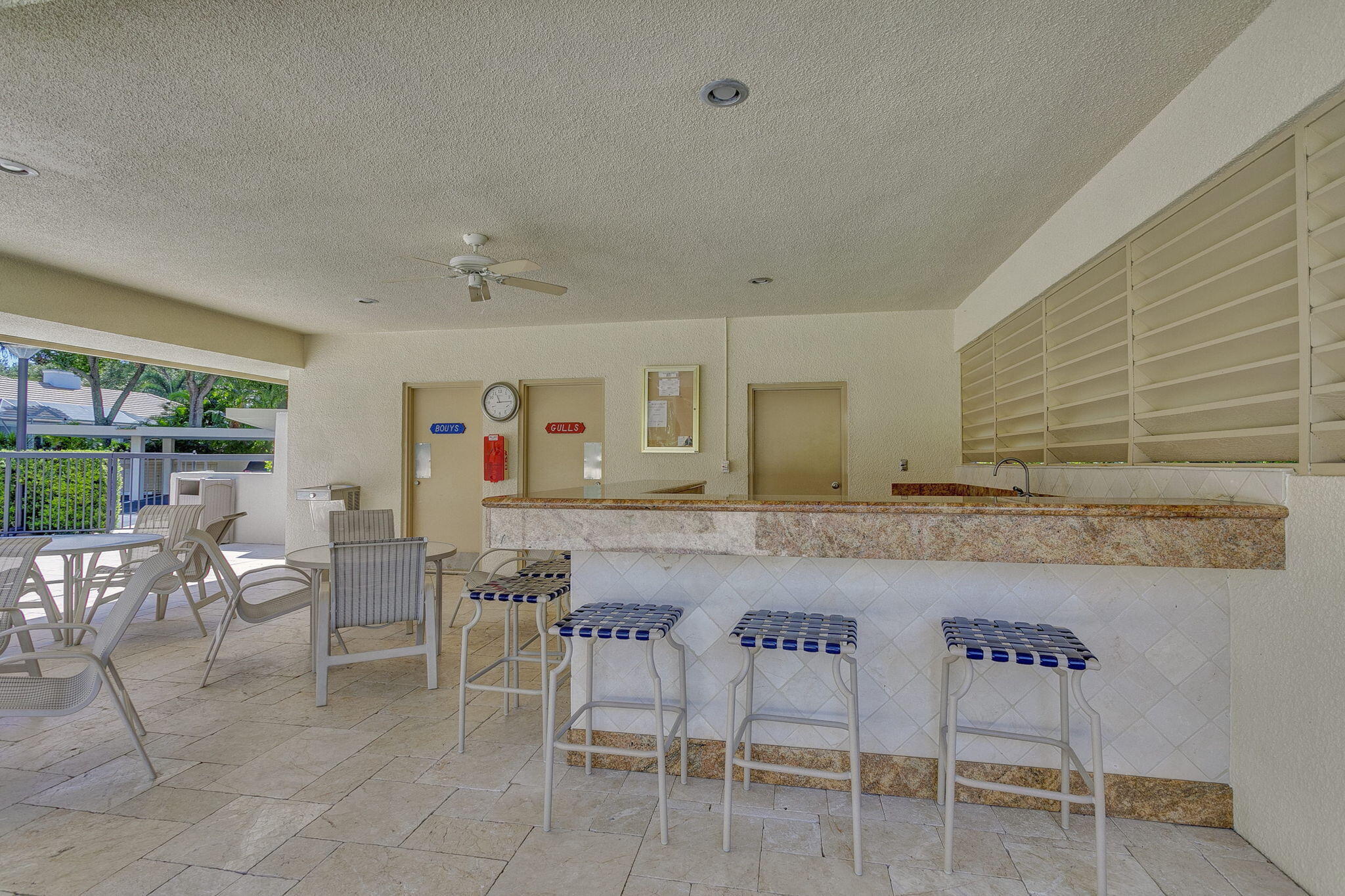 911 Oak Harbour Drive