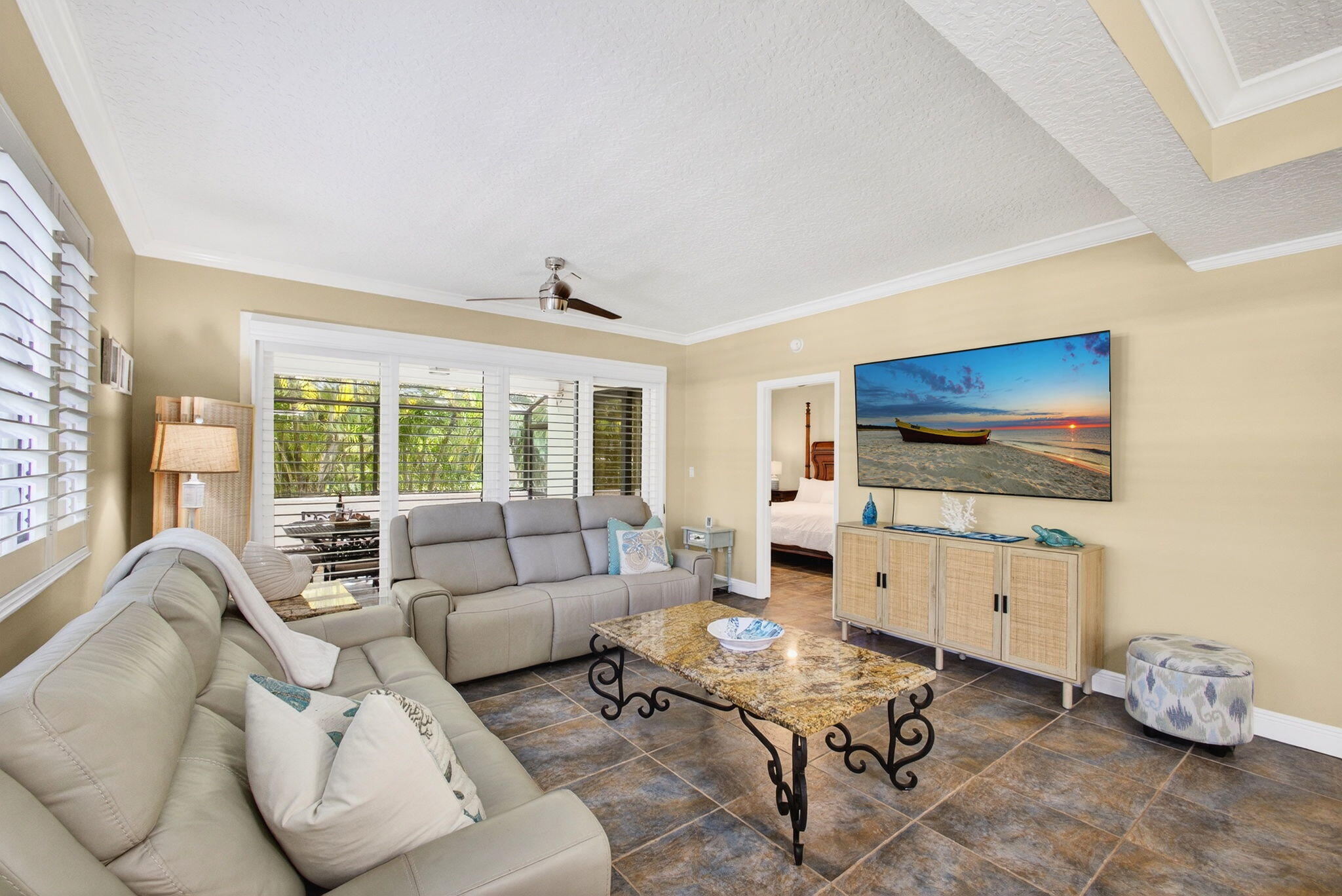 911 Oak Harbour Drive